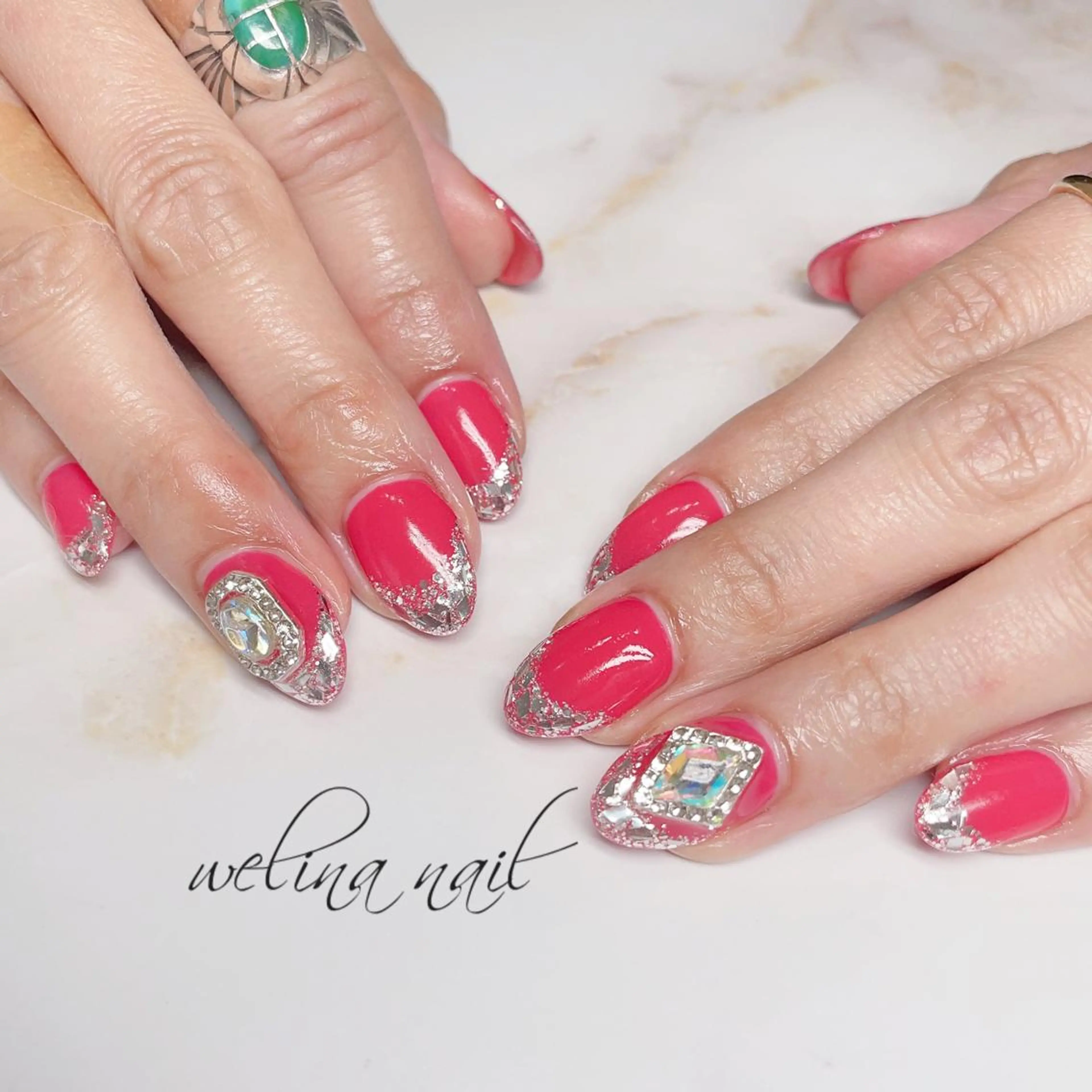 ミディアム ハンドネイル WELINA nail salonのエステ・リラクイメージ