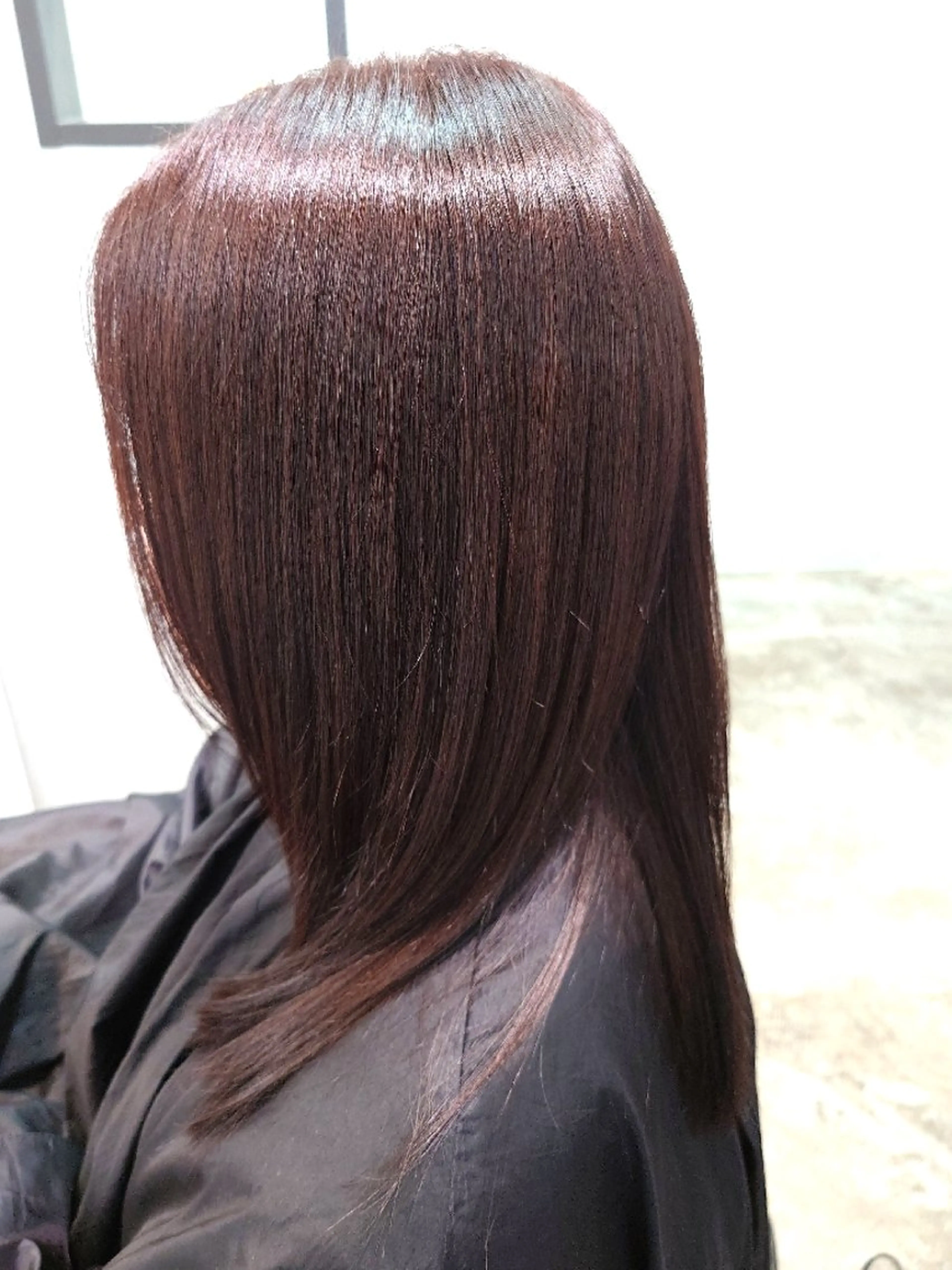 セミロング ケアカラー 縮毛矯正✨艶髪　 シノハラ✨髪質改善のヘアスタイル