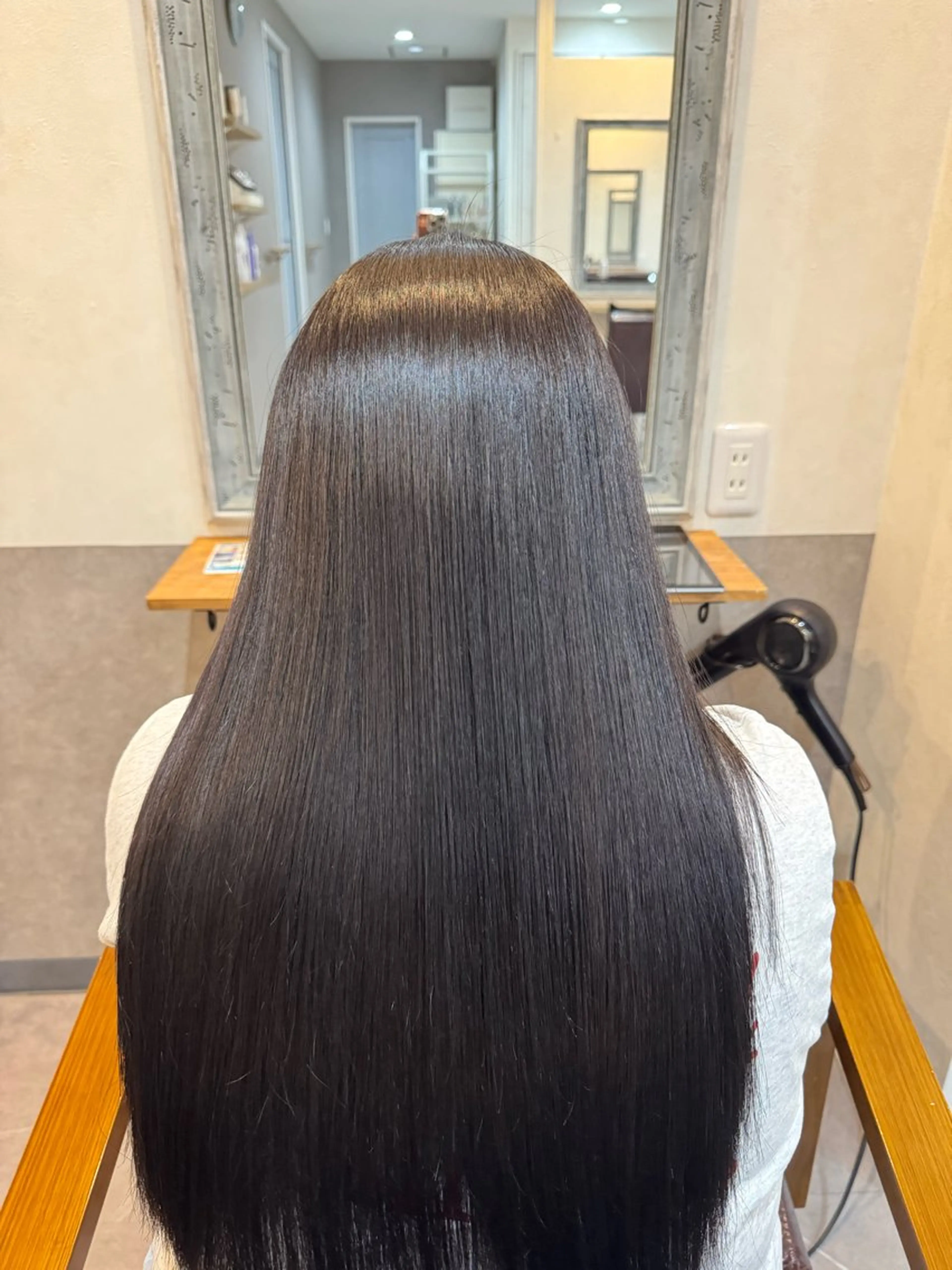 ロング 縮毛矯正 船橋 Nerine 【ネリネ】かえでのヘアスタイル