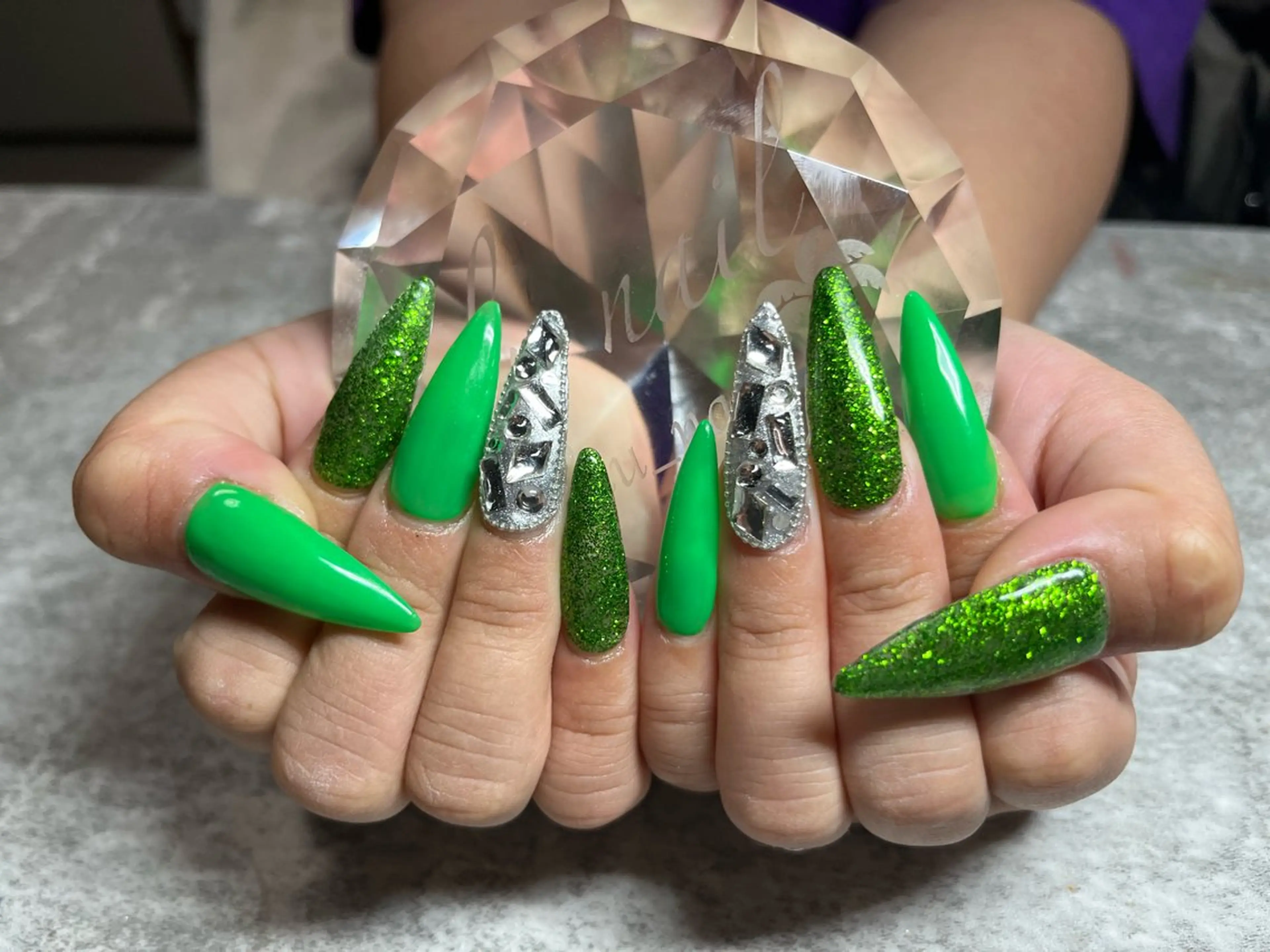 ネイル 持ち込み ネイルチップ 佐野 愛美のネイルデザイン