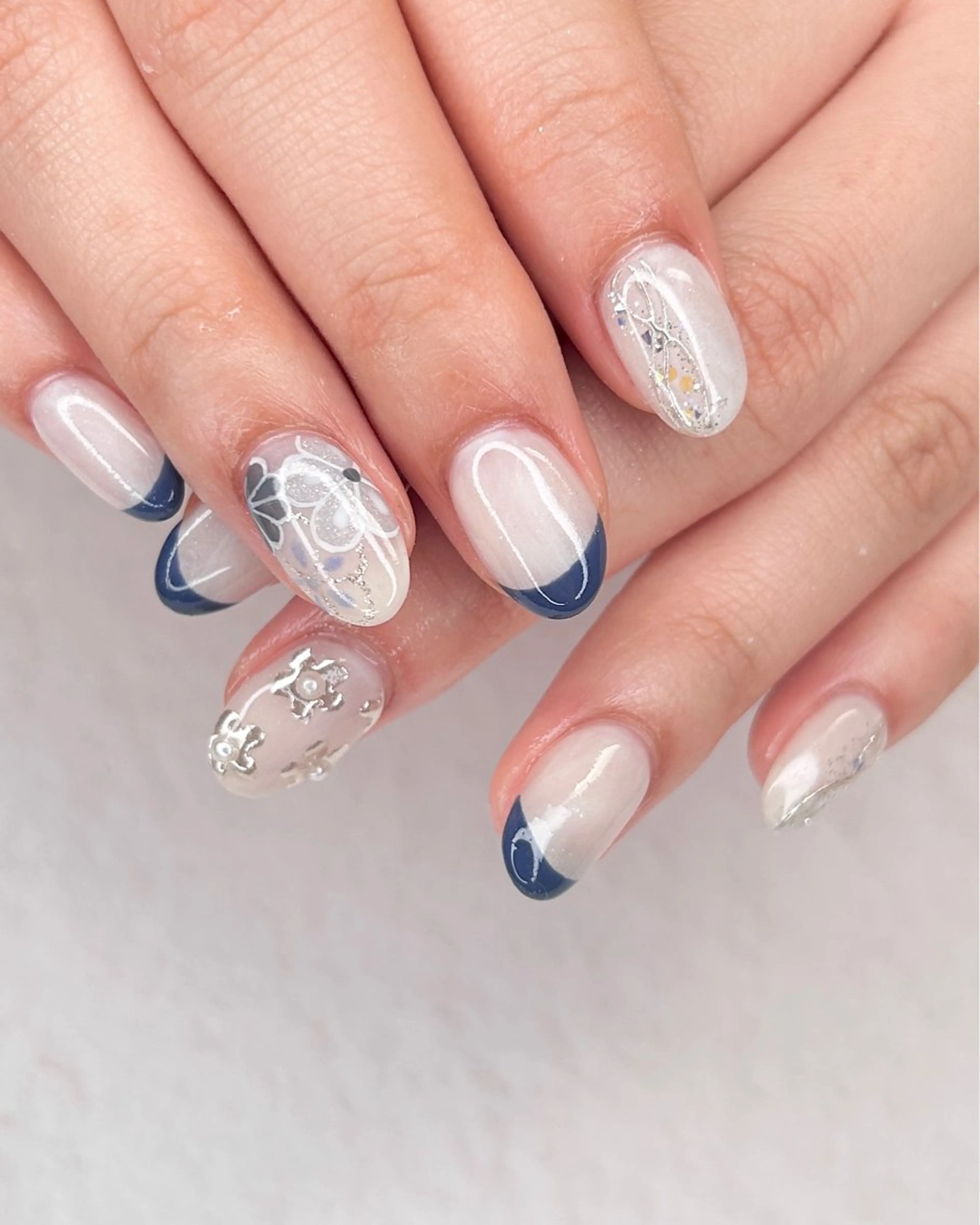 ネイル ハンドネイル フットネイル ease NAIL SALONのネイルデザイン