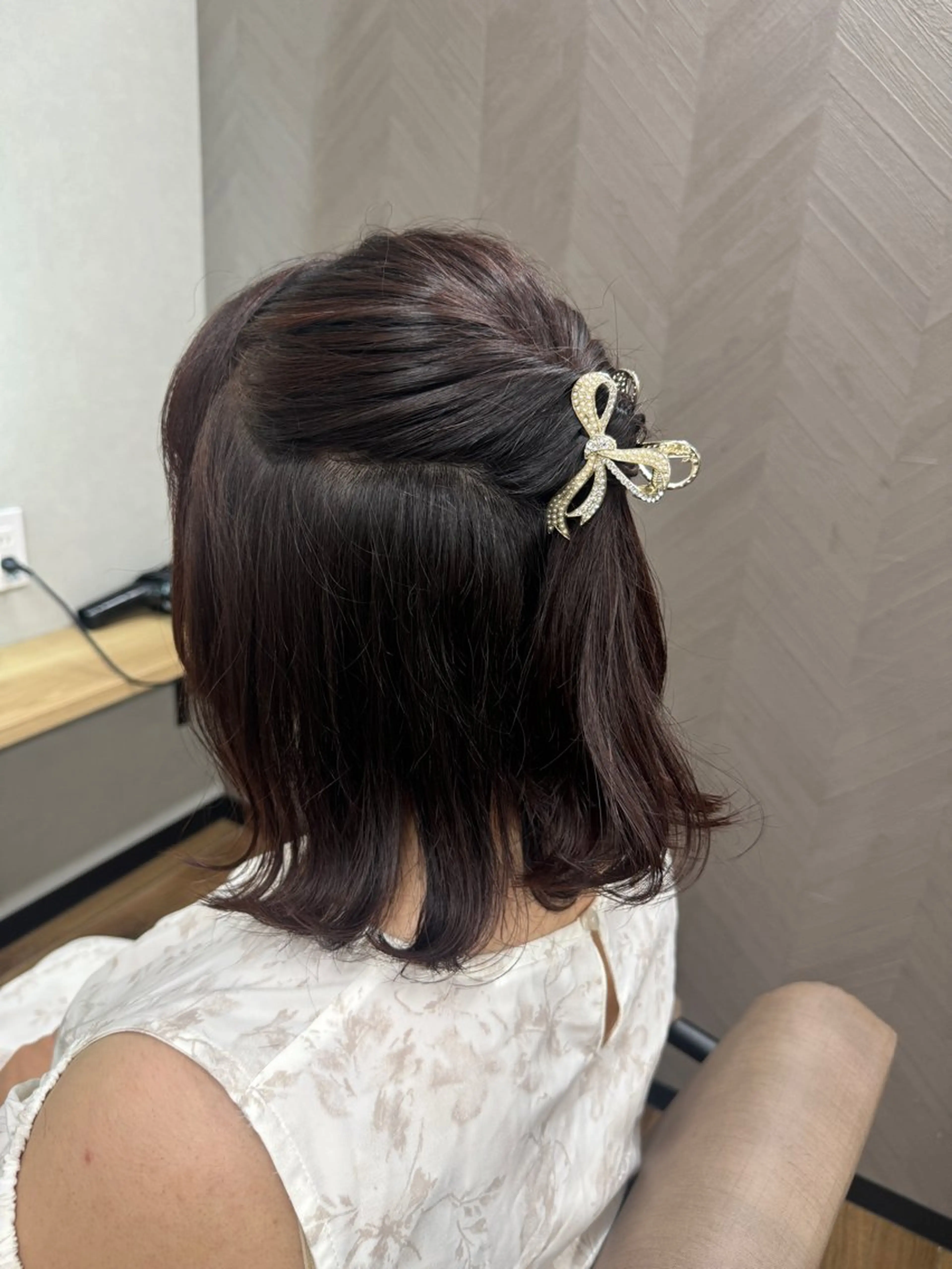 ミディアム カラー ブラウンカラー ピンクカラー ピンクブラウン カット ヘアカラー トリートメント TELA HAIR幕張本郷店所属・Sawada Namikaのヘアスタイル