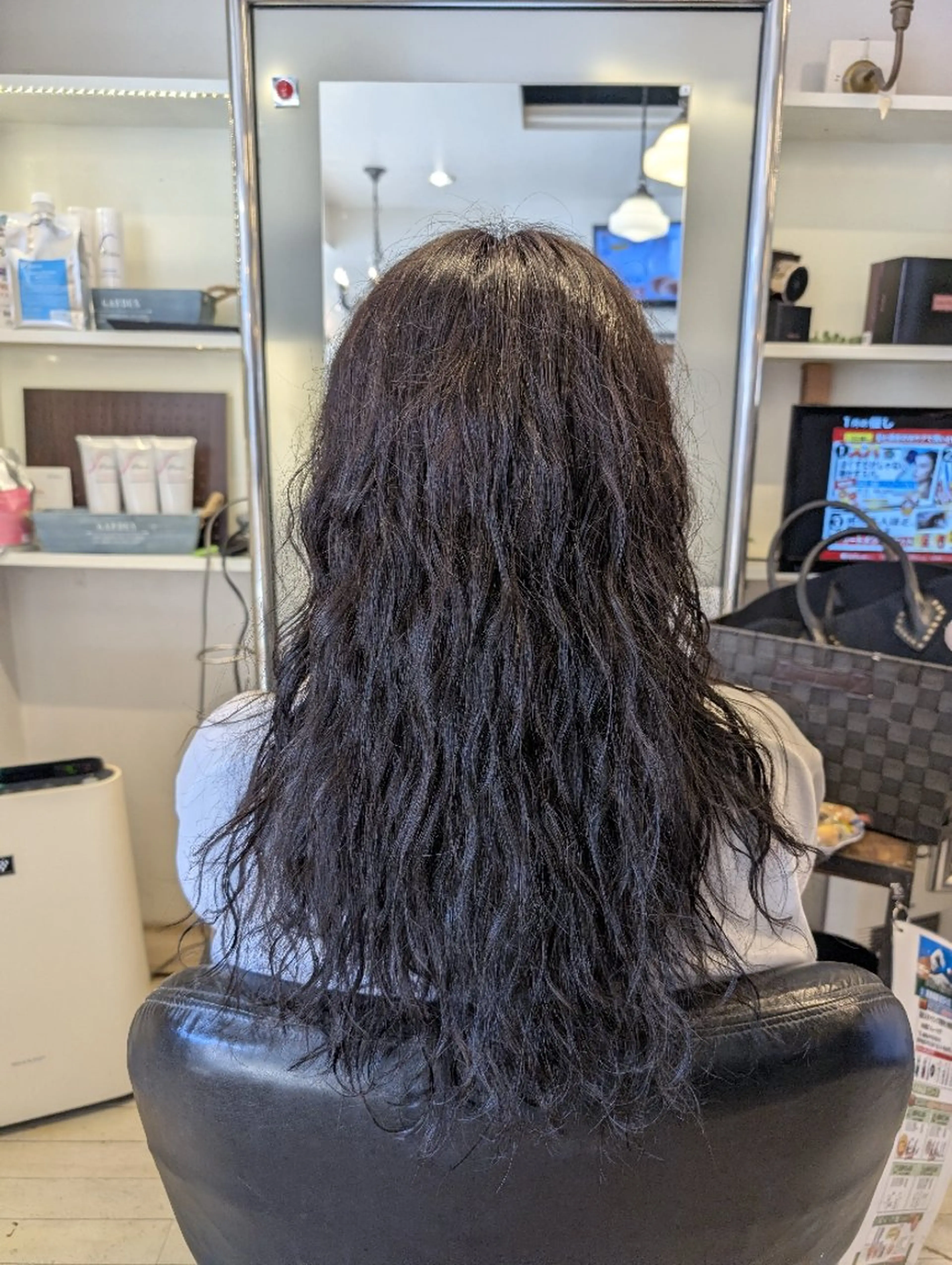 ロング パーマ カラー 椎橋 美帆野のヘアスタイル