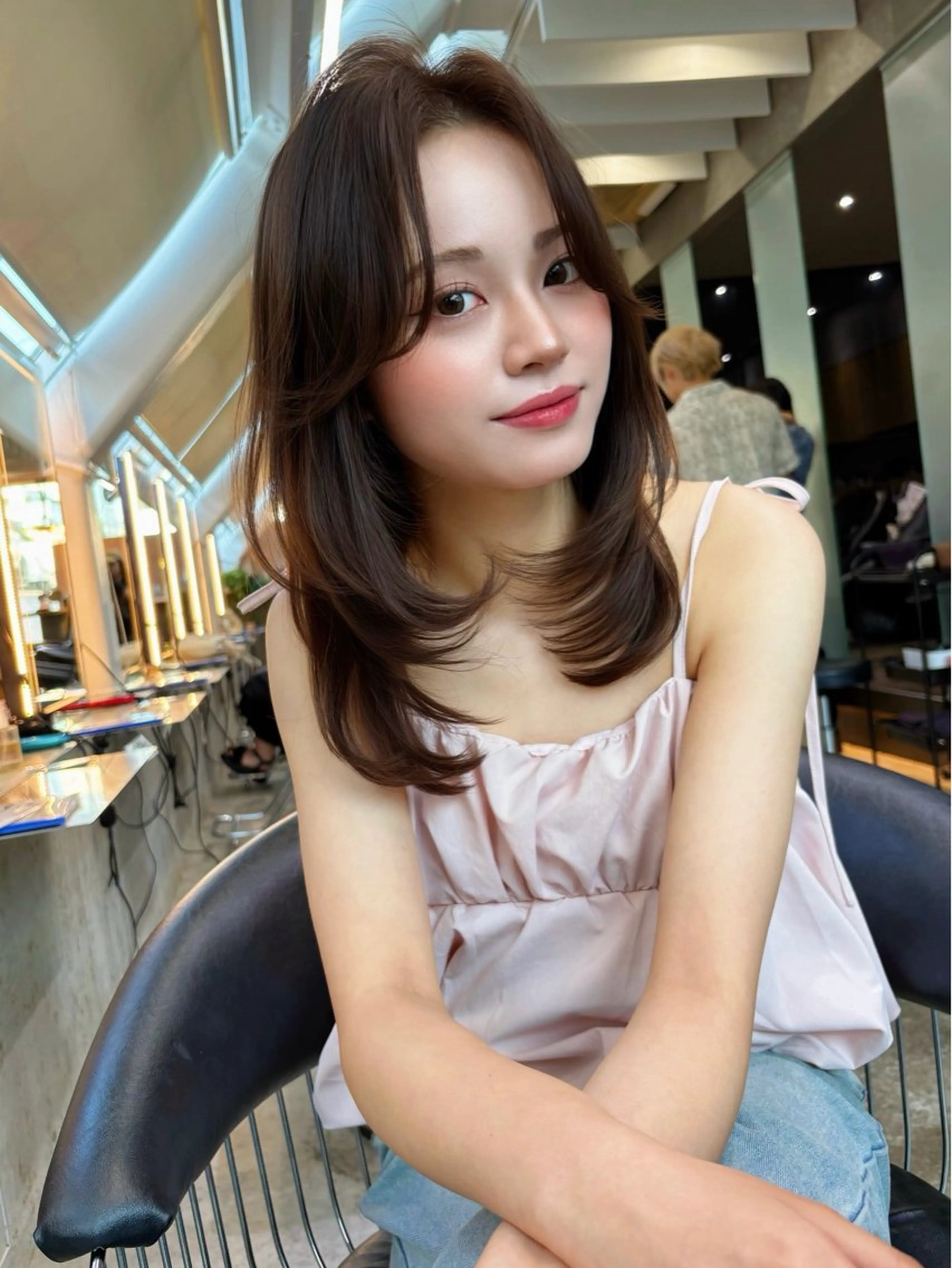ミディアム カラー ヘアアレンジ ベージュカラー ブリーチ 透明感カラー ブリーチなしカラー 髪質改善 【博多髪質改善】 吉村　清志のヘアスタイル