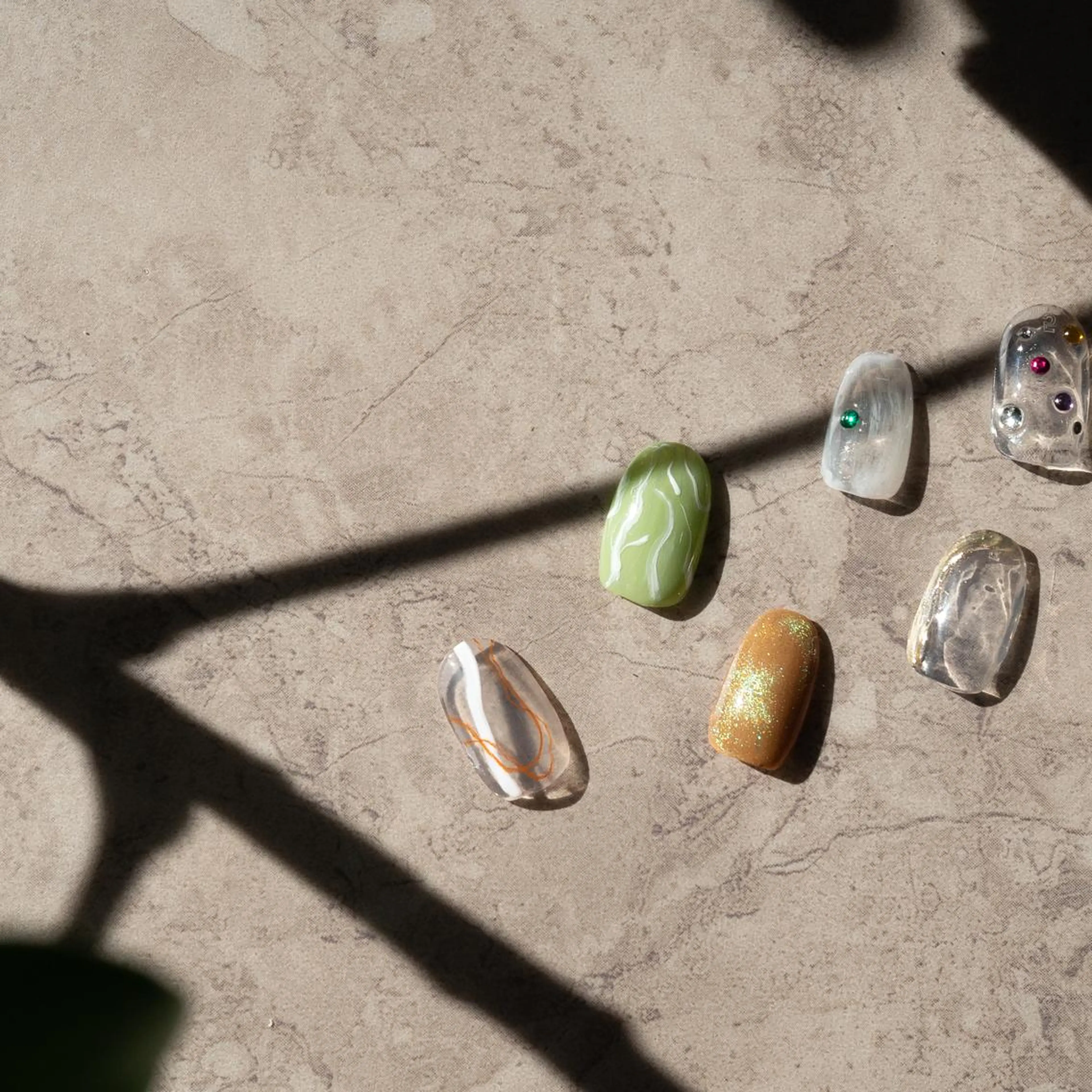 ネイル TONE the nailのネイルデザイン