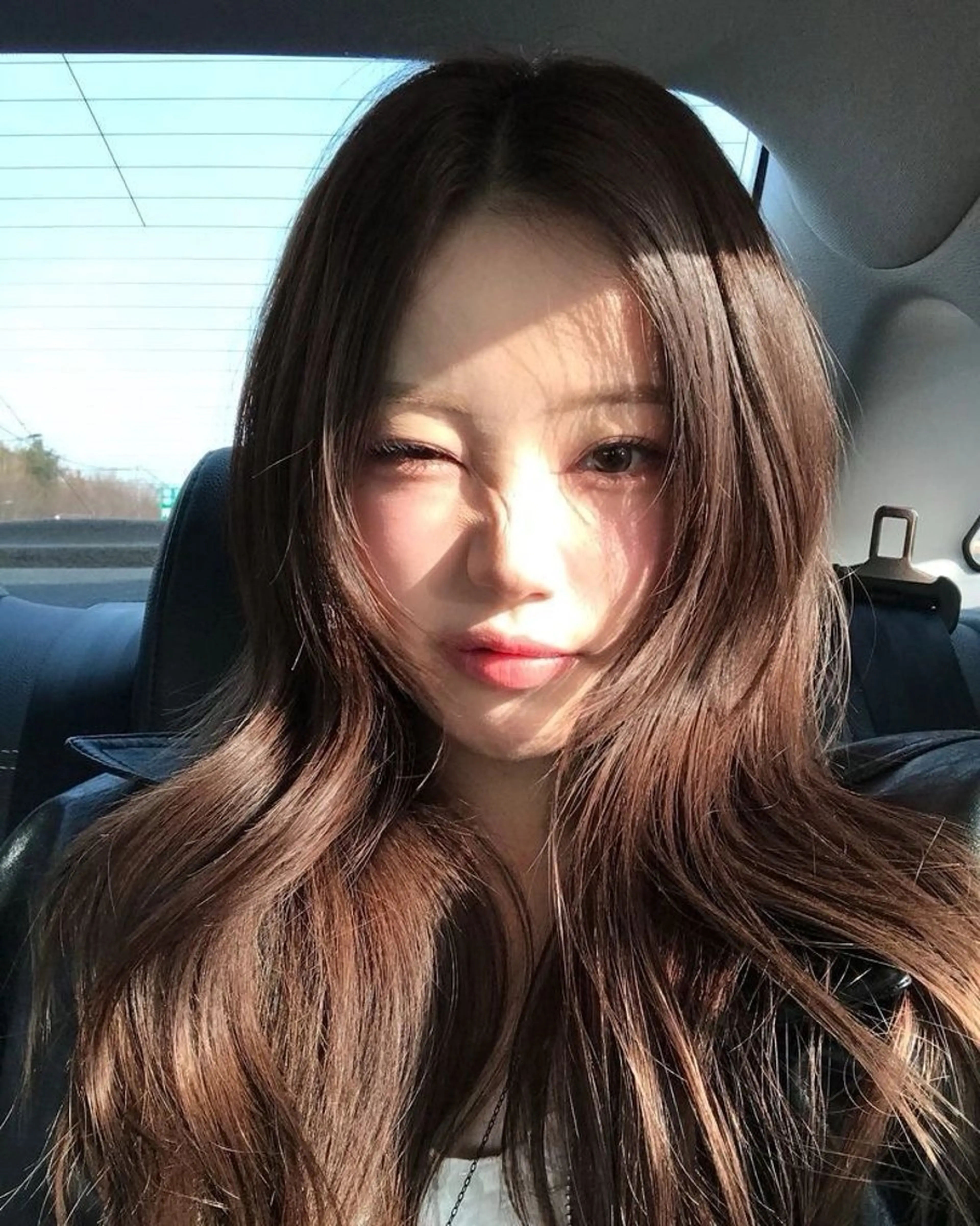 カラー ヘアカラー トリートメント 小浜 鈴珠のヘアスタイル