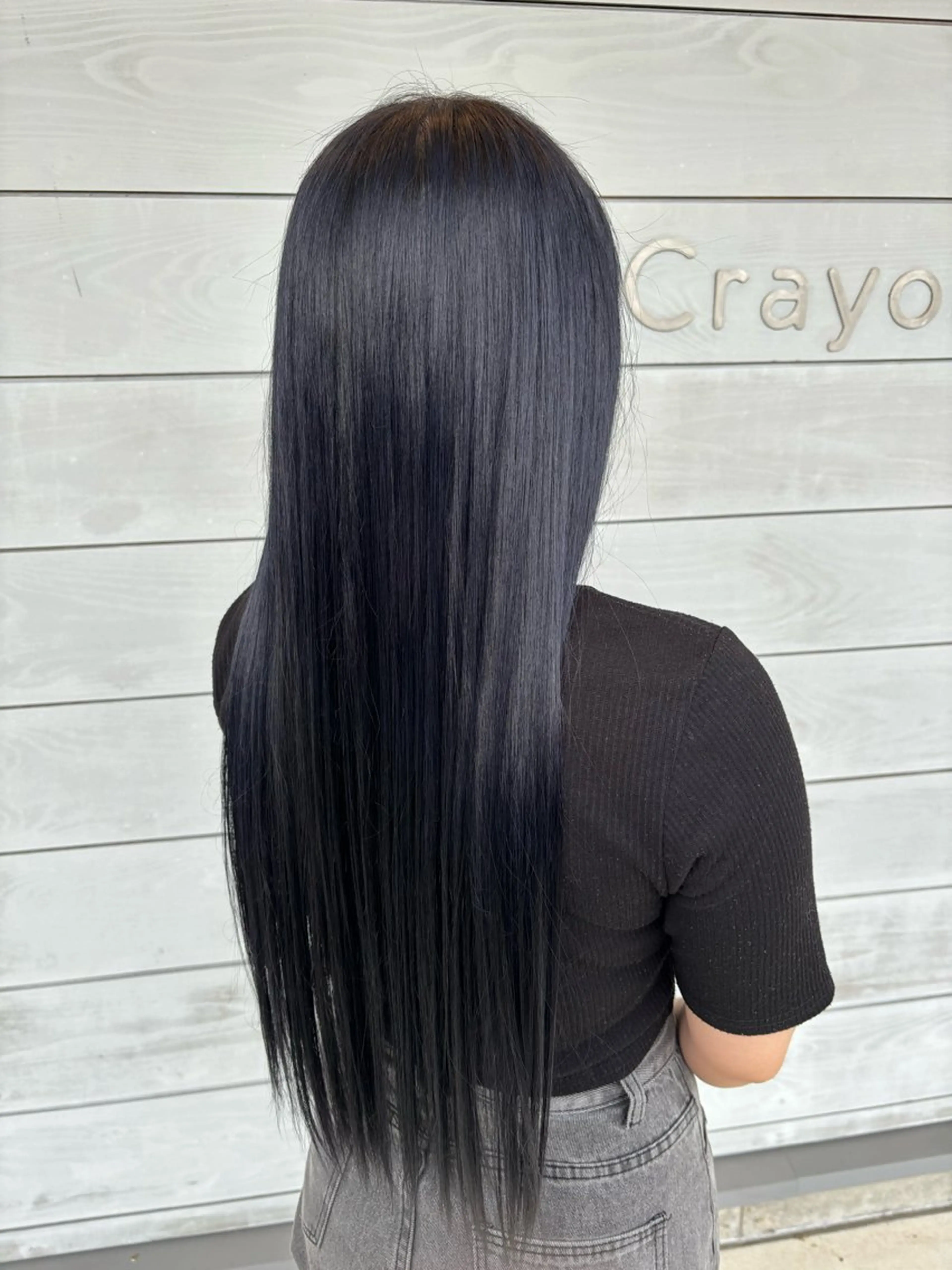 ロング カラー 黒髪 ブリーチ ブルーカラー ブルーブラック ダブルカラー 鳥居 真由香のヘアスタイル