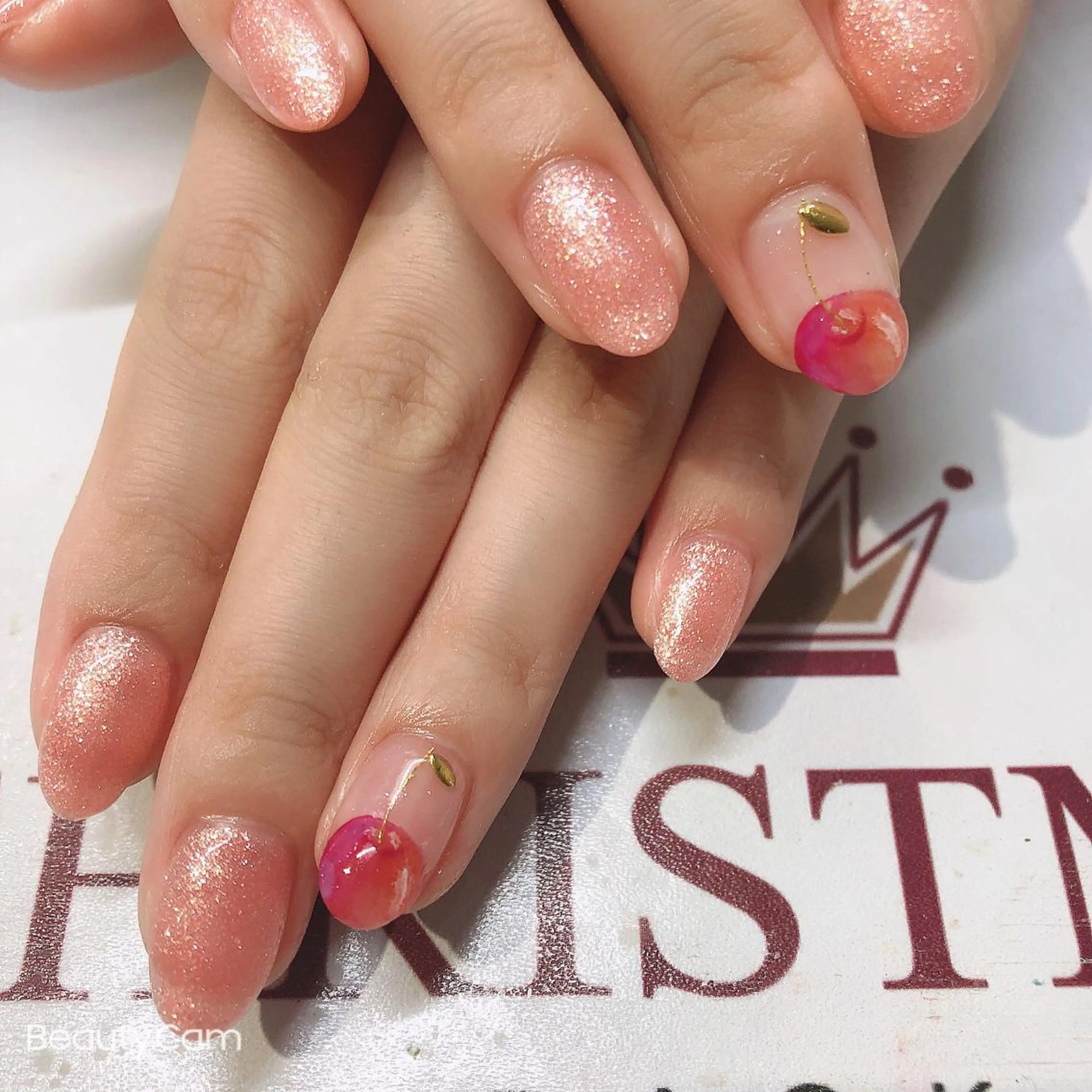 ネイル ガレンドウ 白澤 愛子のネイルデザイン