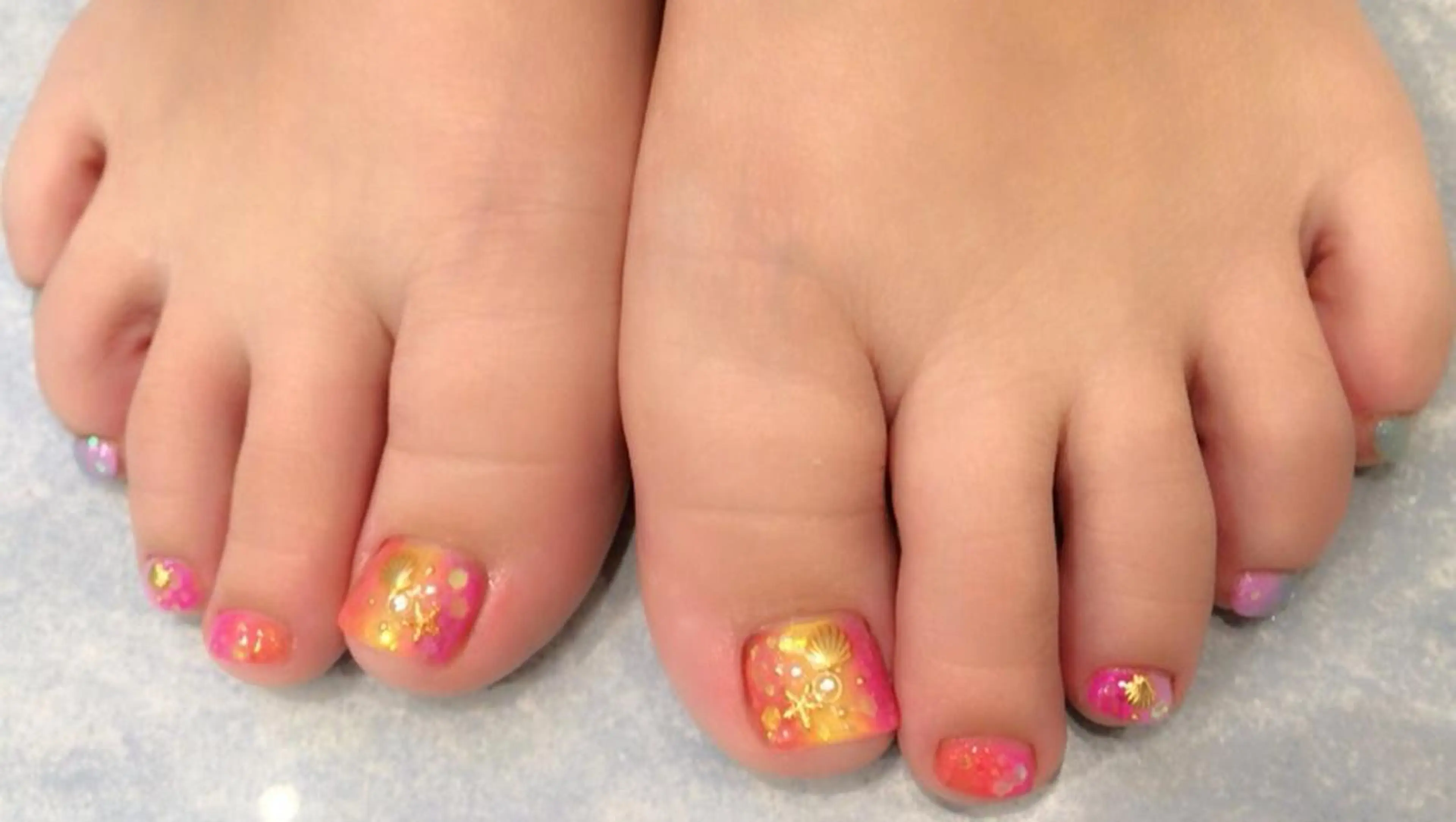 ネイル 山藤 萌永のネイルデザイン