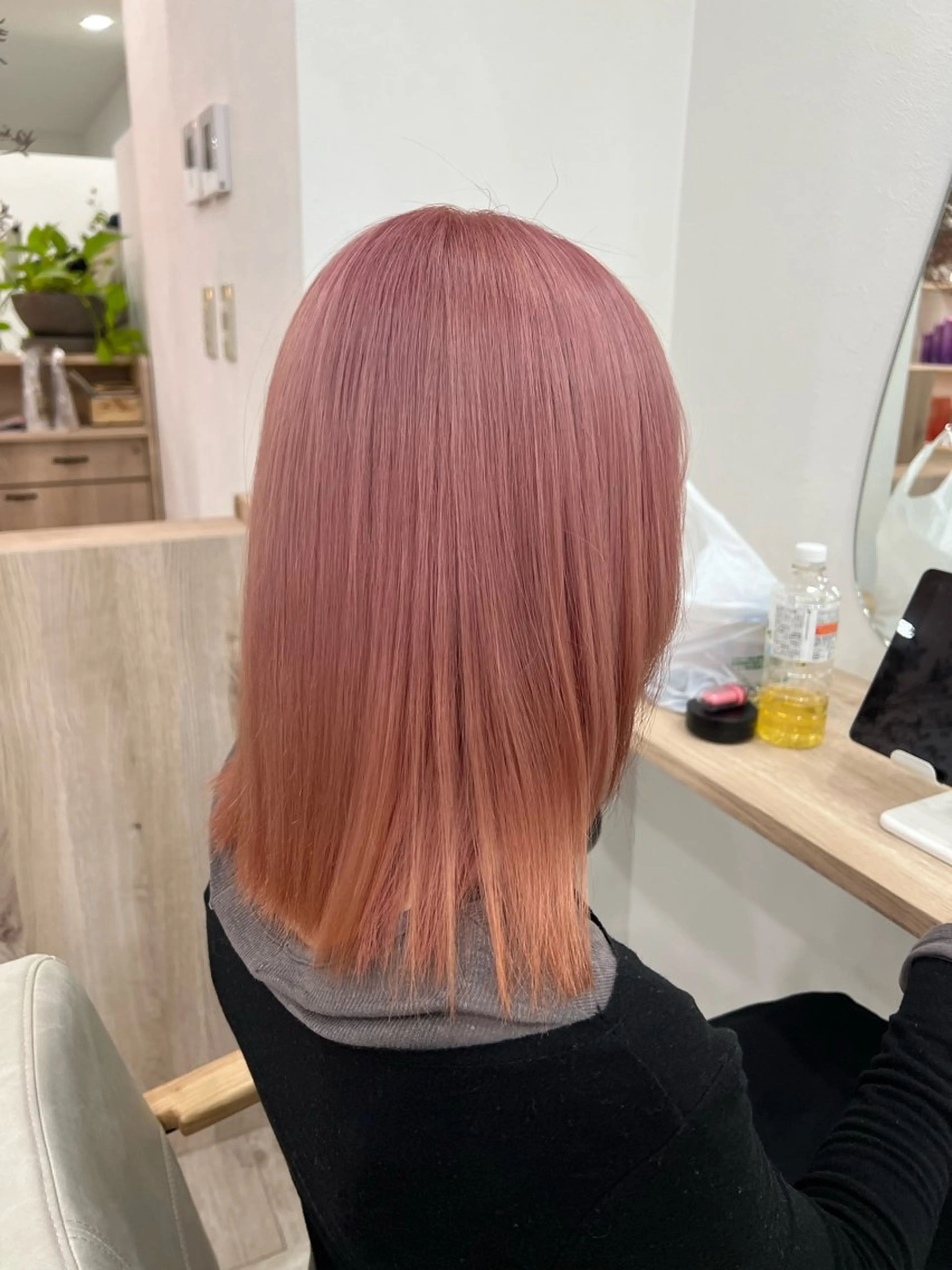 ミディアム TOKI mahoのヘアスタイル