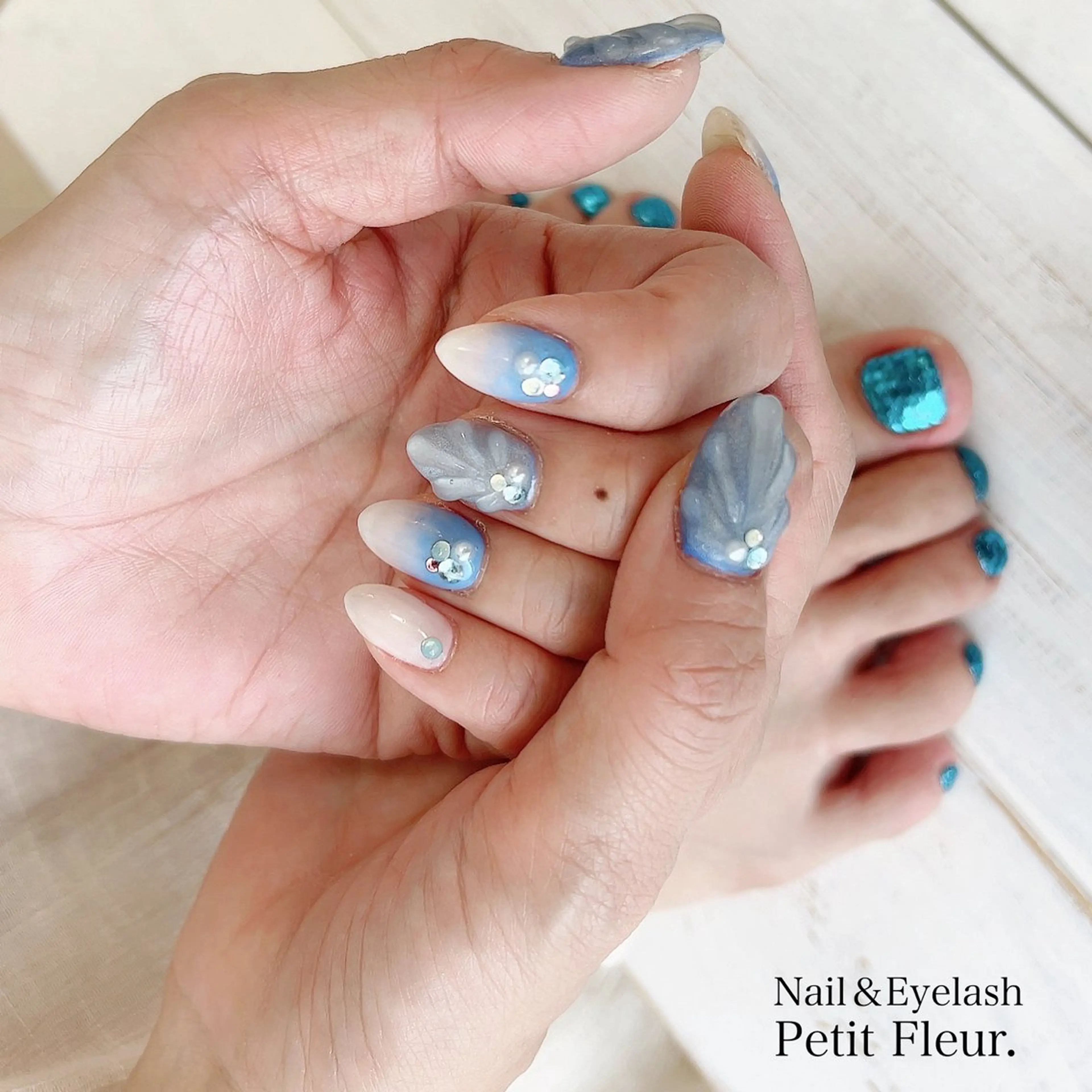 ネイル 青柳 亜梨奈のマツエク・マツパデザイン