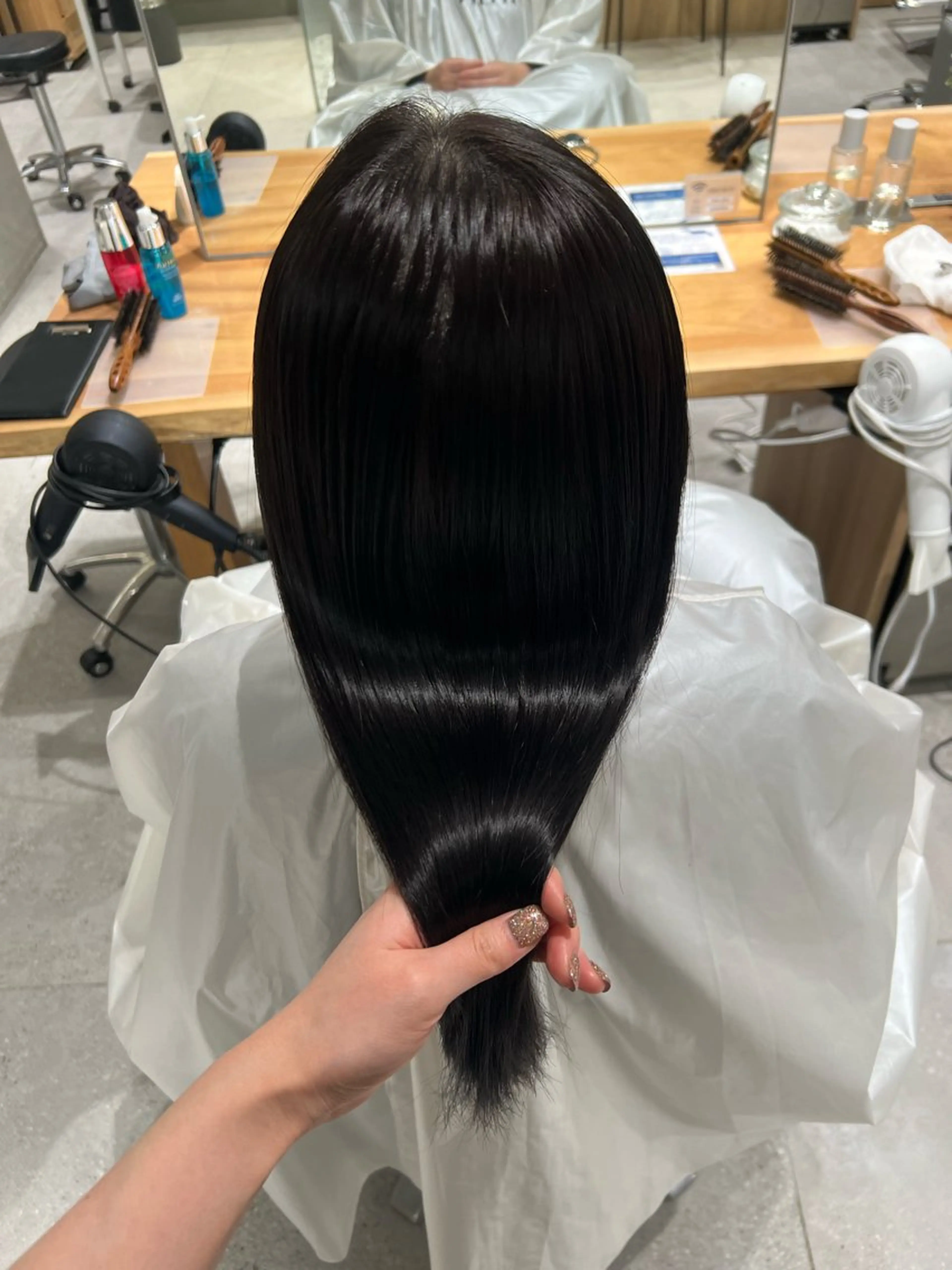 パーマ 縮毛矯正 MINX momokaのヘアスタイル