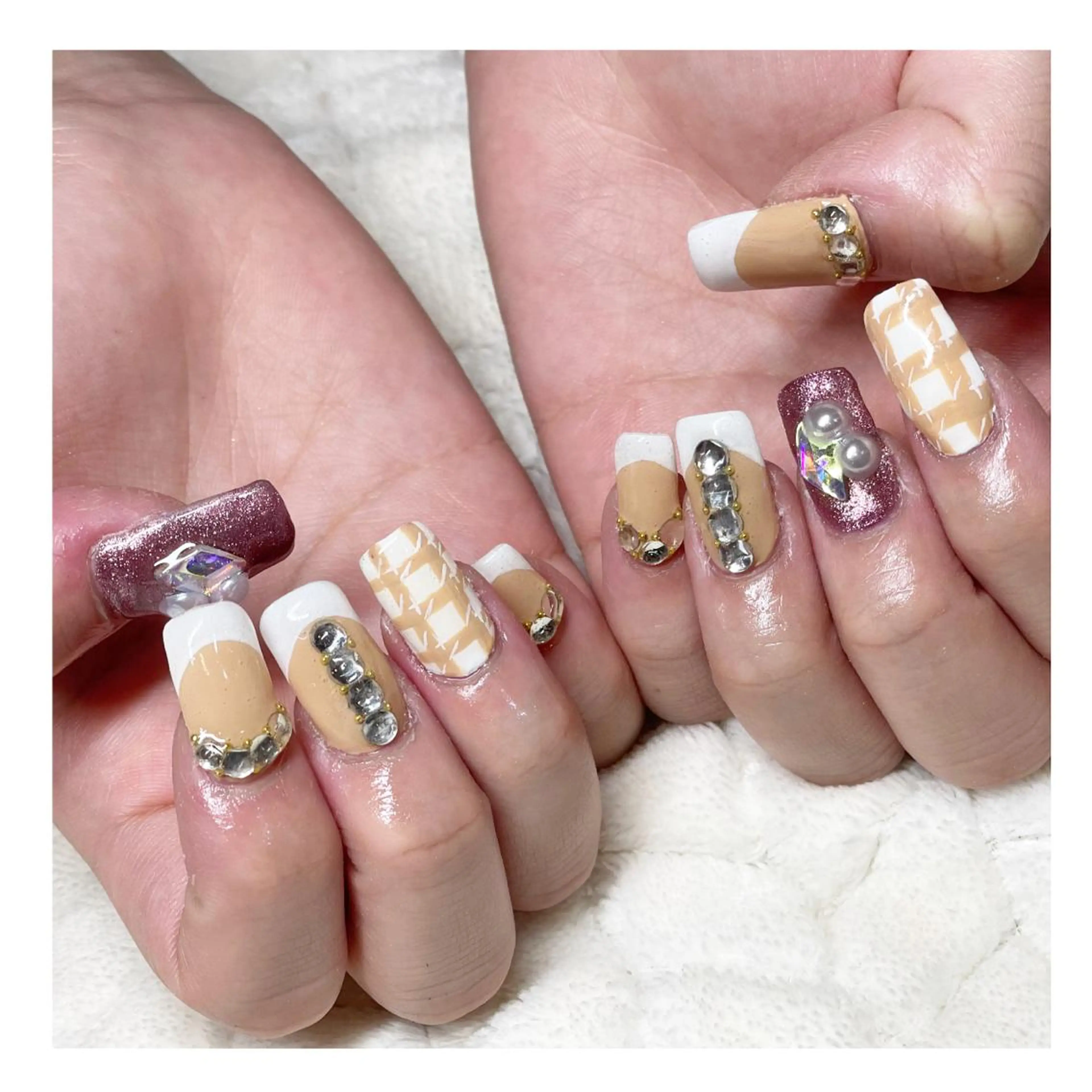 ネイル フレンチネイル ジェルネイル ラメ(グリッター) ストーンネイル ハンドネイル LaLa Peach 福岡のマツエク・マツパデザイン