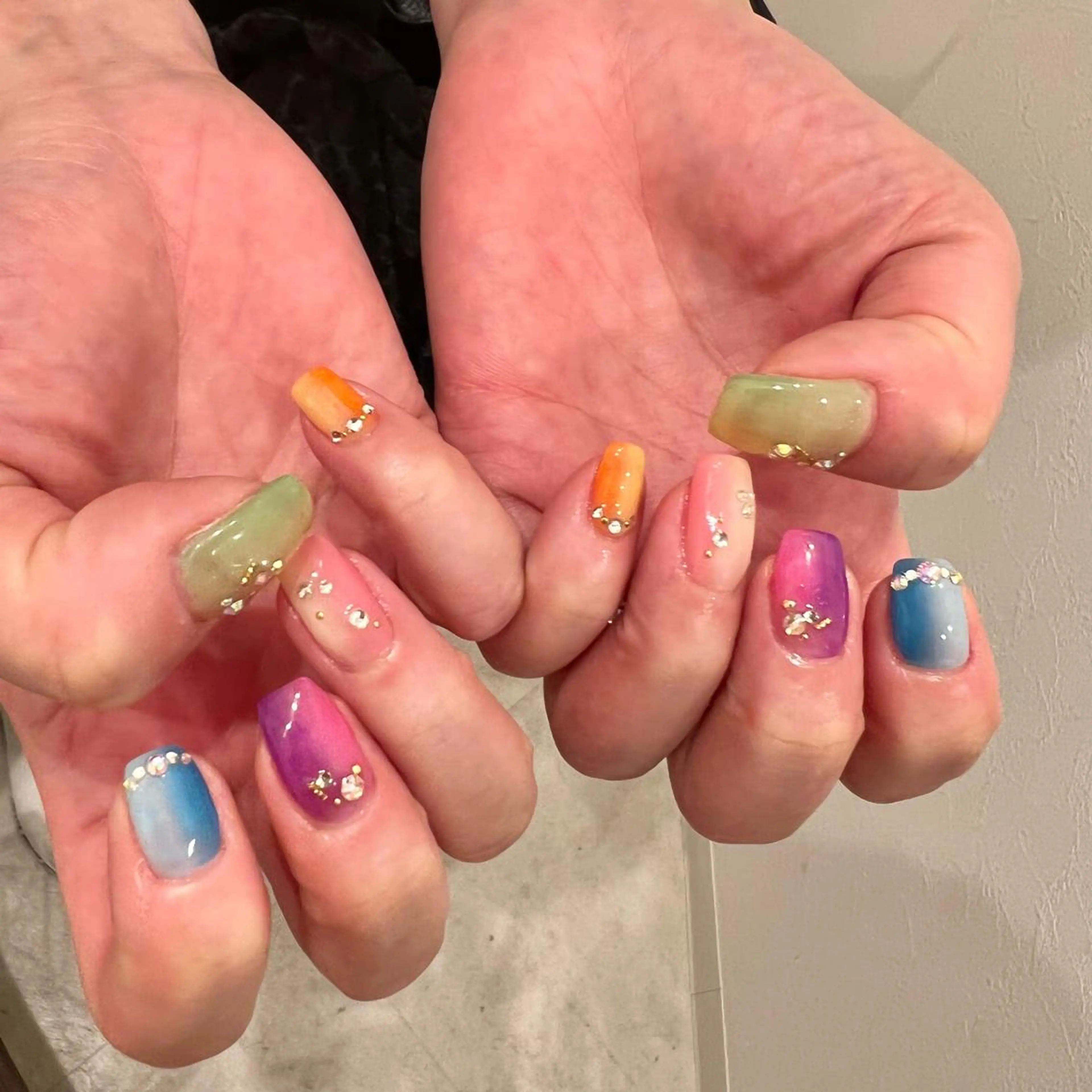 ネイル emunail あやかのネイルデザイン