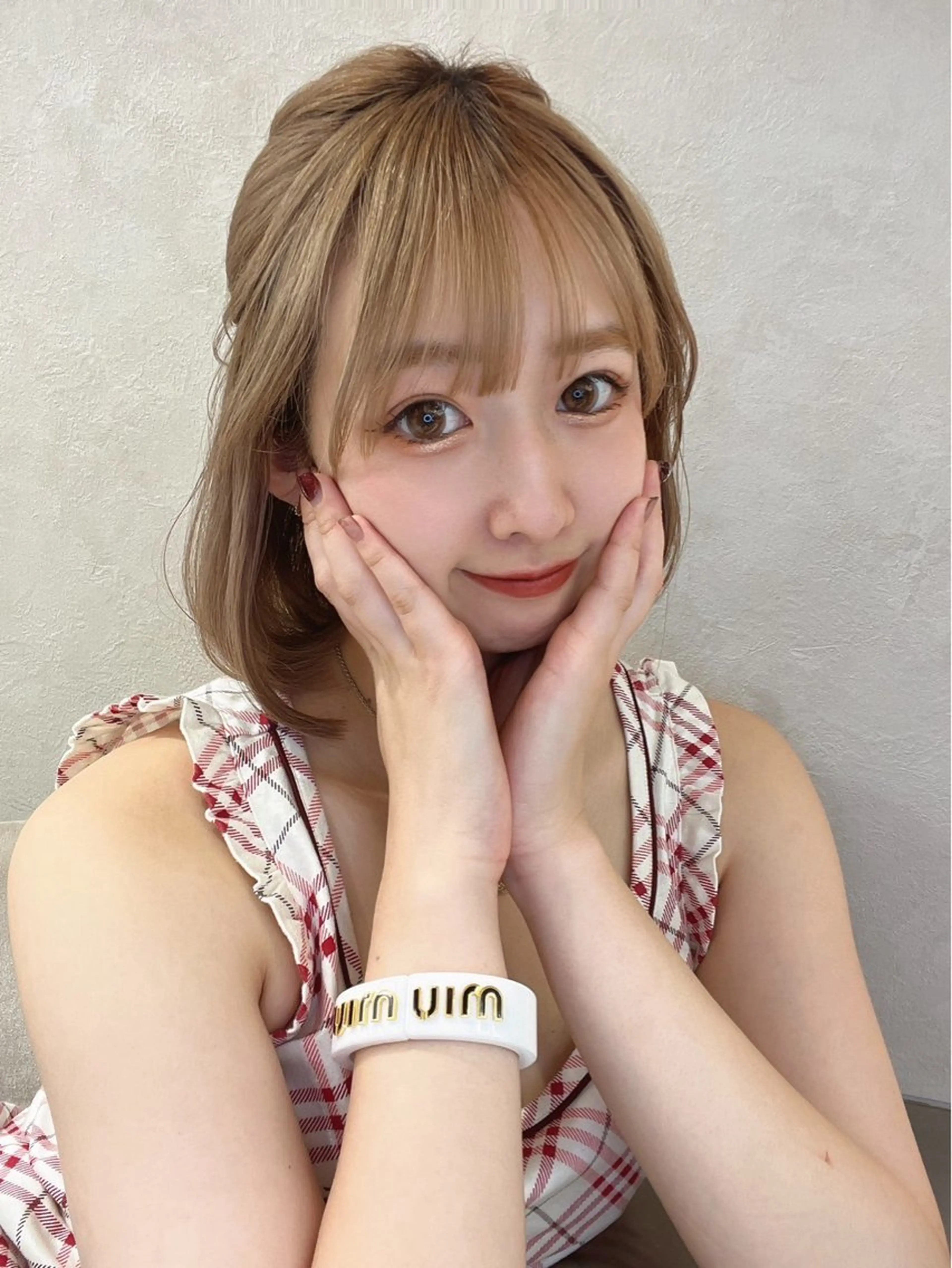 ミディアム ボブ カット ヘアカラー トリートメント ハルナ / 韓国ヘア♪のヘアスタイル