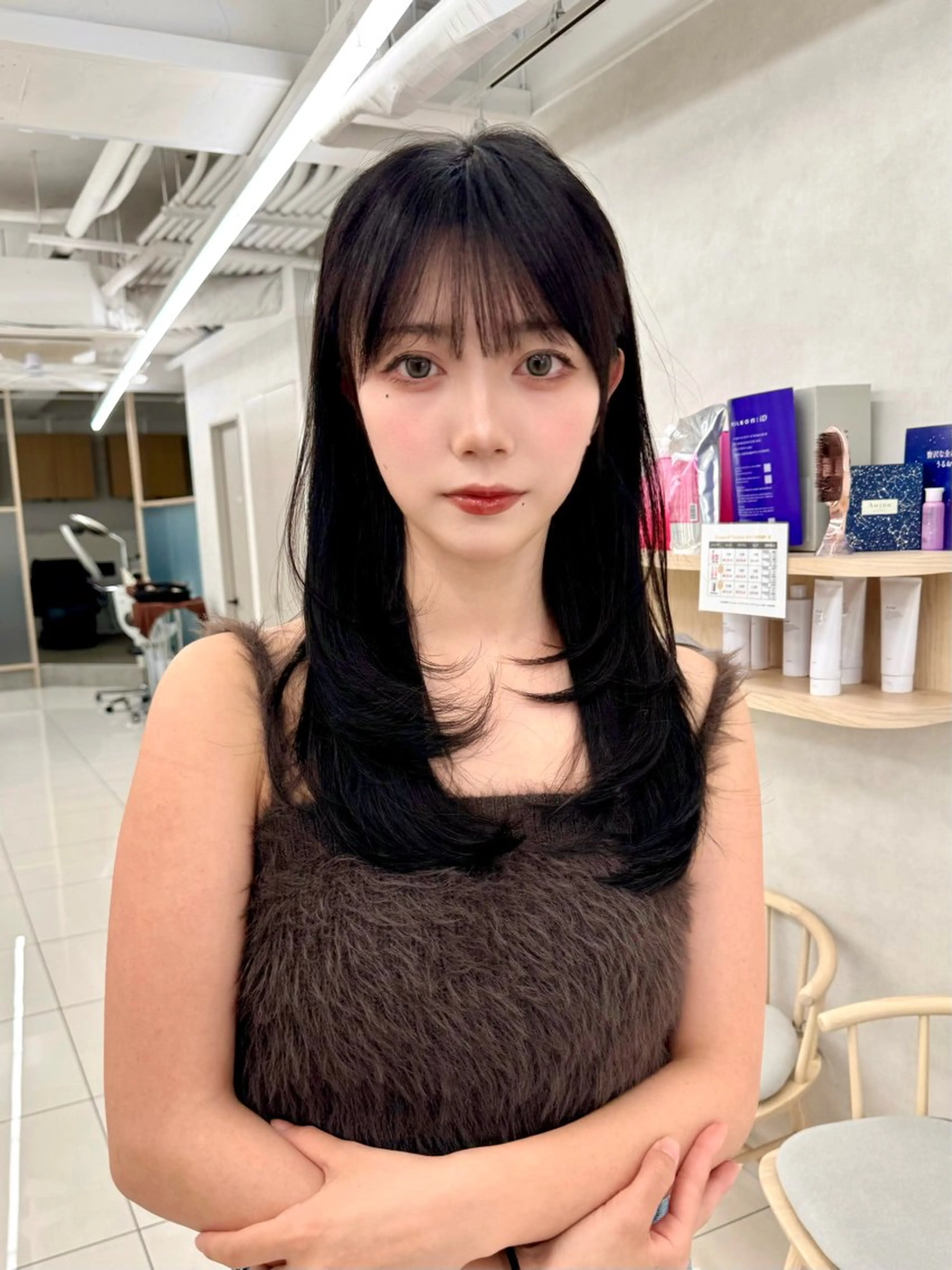 ロング 三鷹で1番ショート ボブをカットする新谷のヘアスタイル