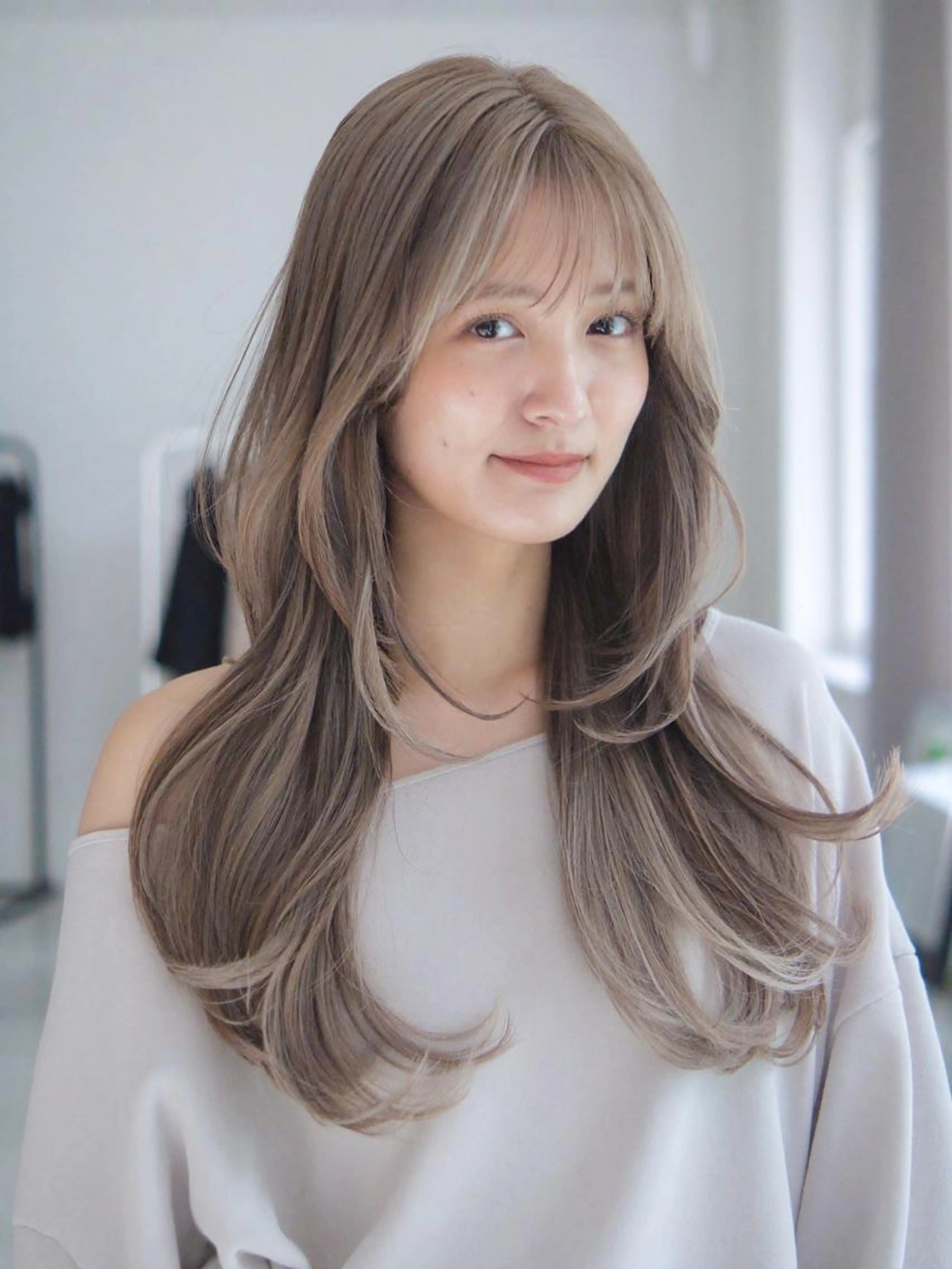 【🤍圧倒的透明感🤍】ケアブリーチ＋艶カラー￥8800の写真