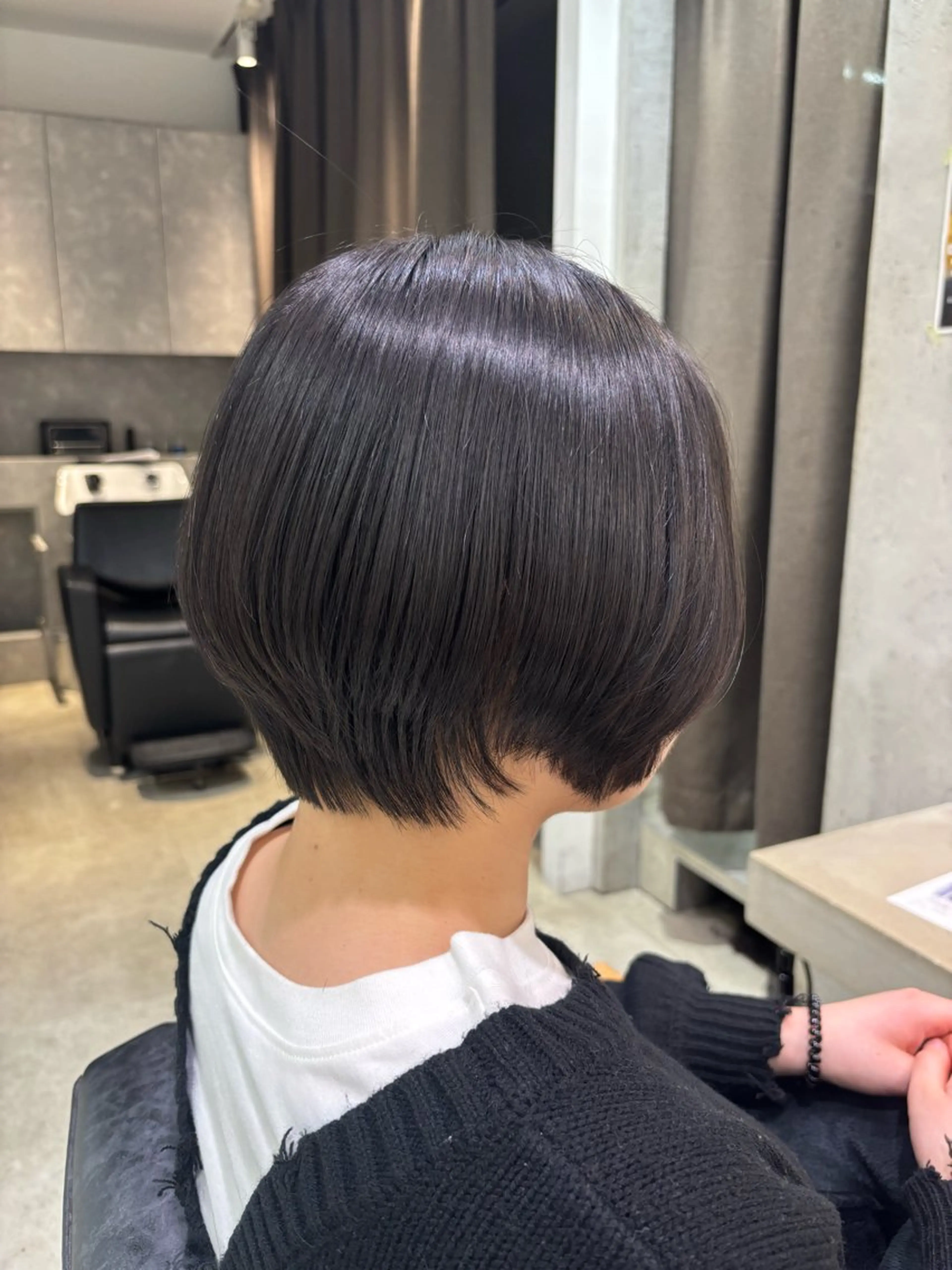 ショート カミヤ ミウのヘアスタイル