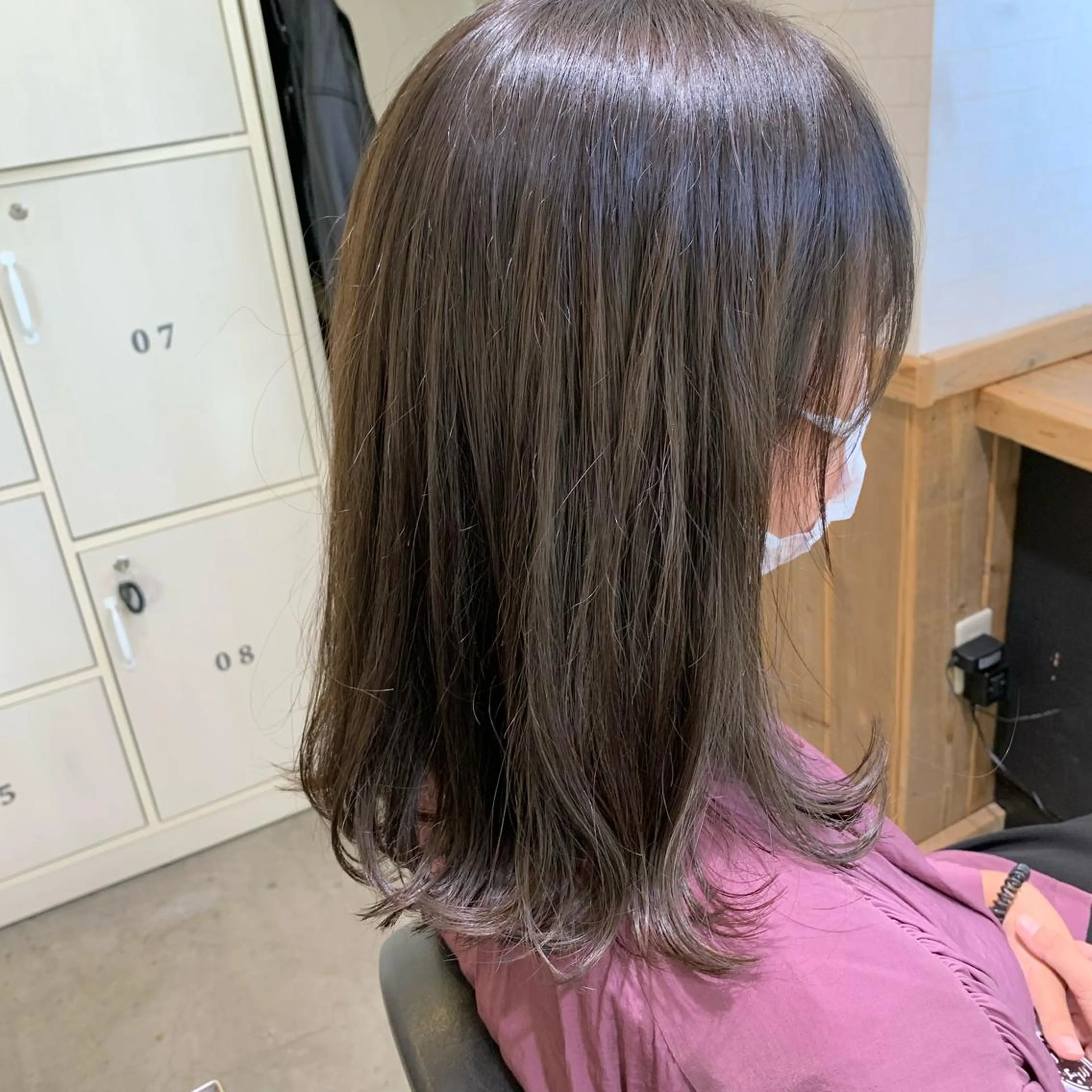 ミディアム カラー ブラウンカラー オリーブブラウン カット ヘアカラー トリートメント ノグチ ナツコのヘアスタイル