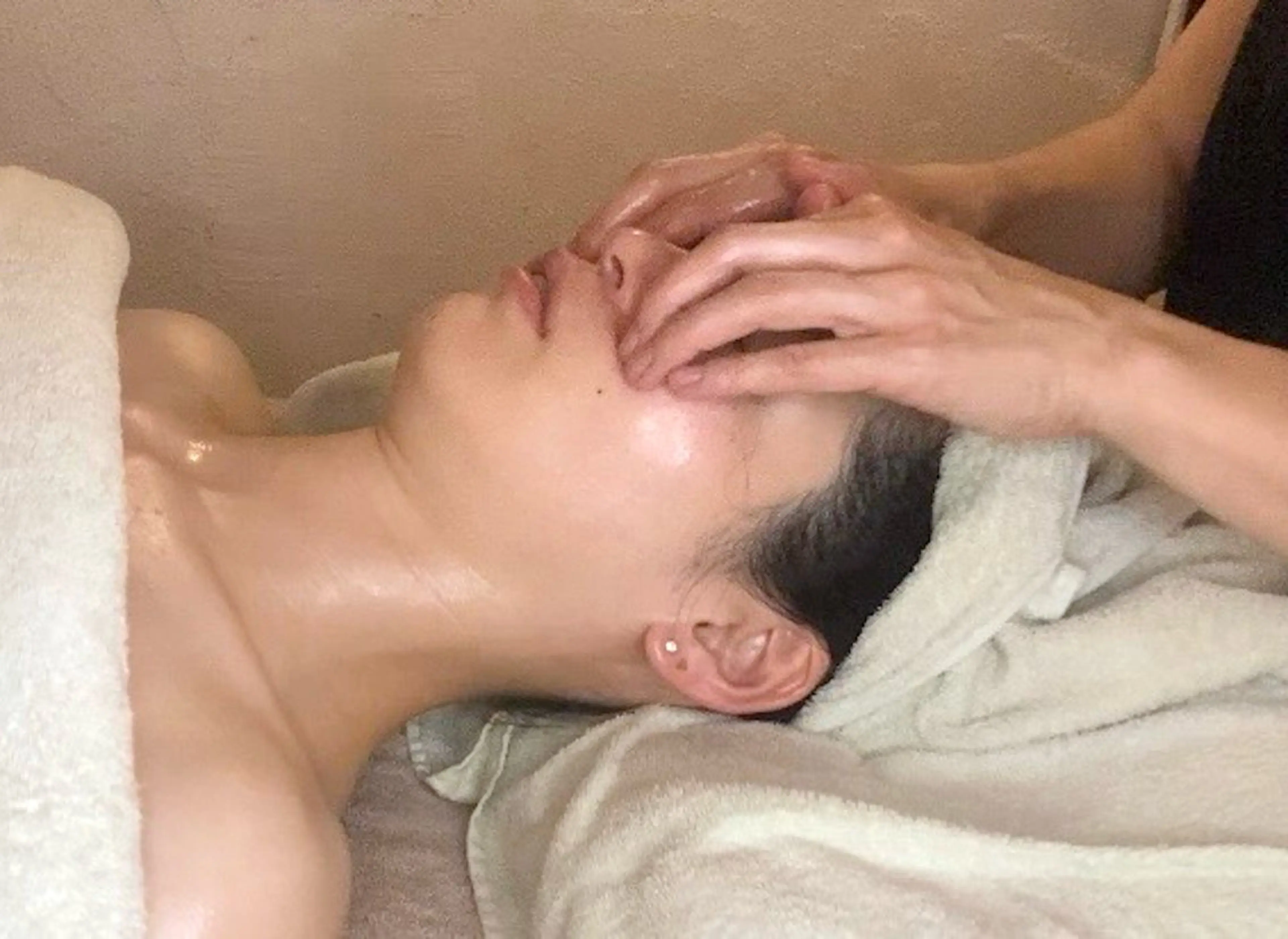 【初回限定】ー5才肌70分の写真