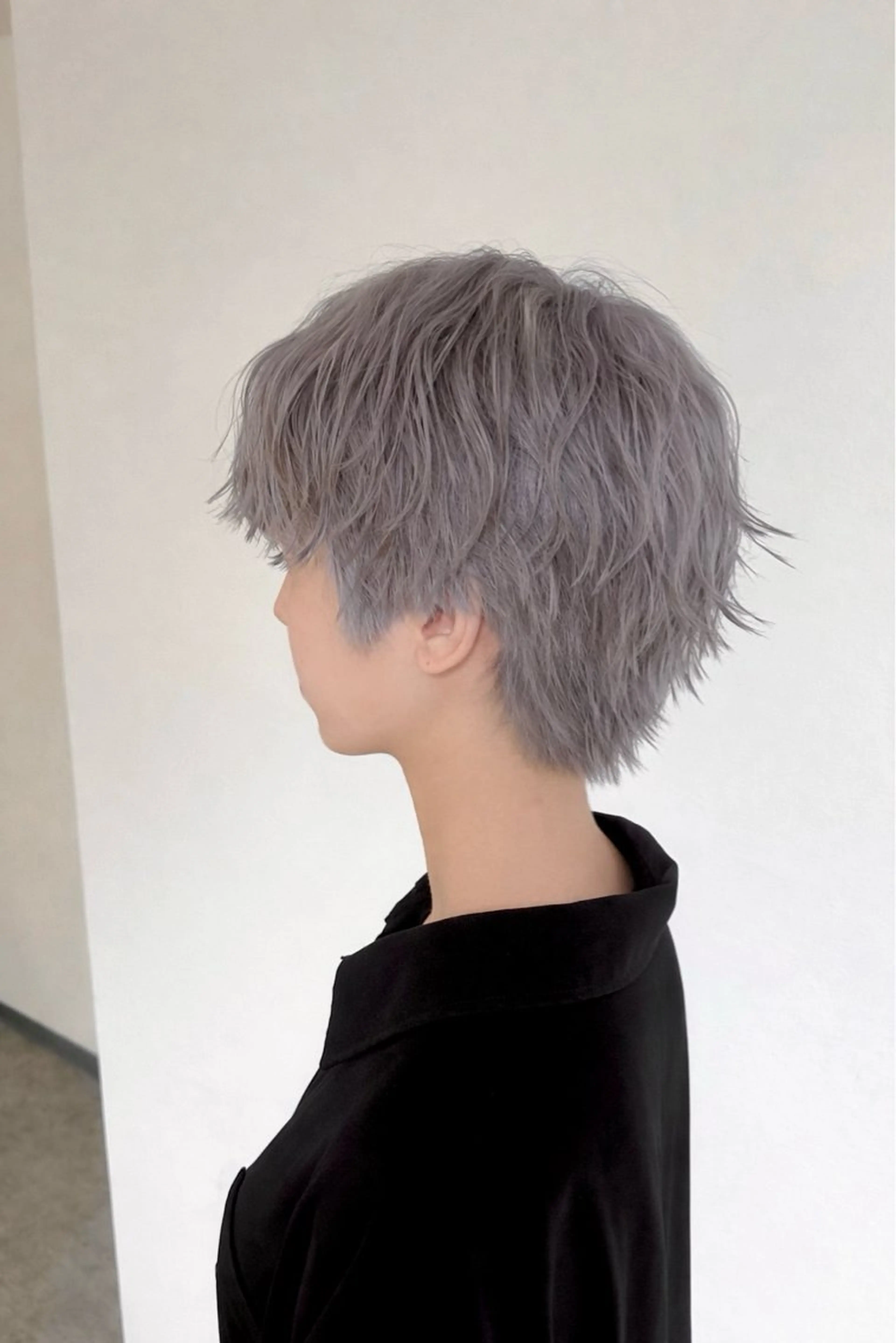 ショート カラー メンズ グレージュ ヘアカラー トリートメント 🫧ブリーチ/透明感 カラー/メンズ/みきのヘアスタイル