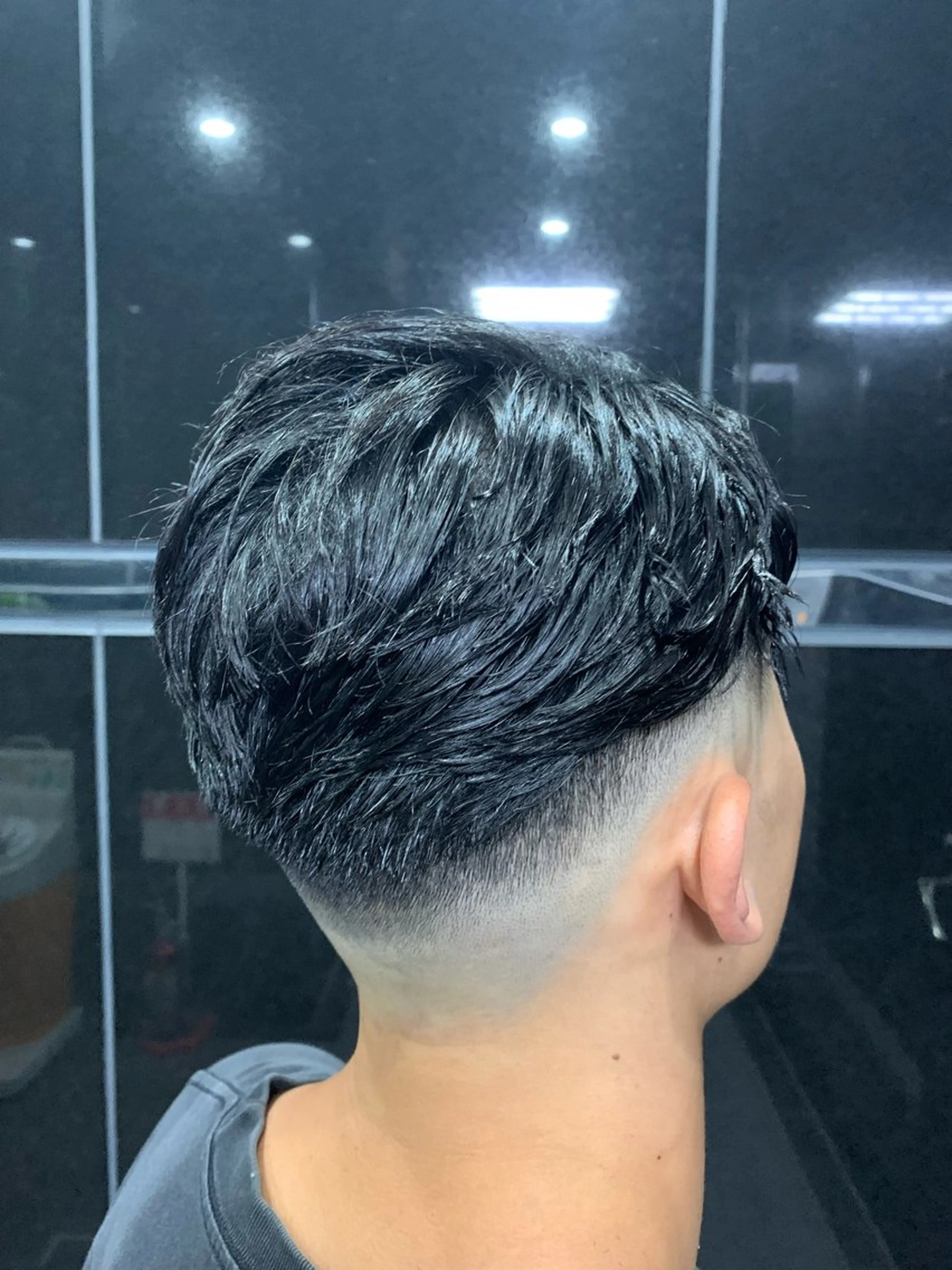 ミディアム パーマ メンズ HIRO銀座　三上 東真のヘアスタイル