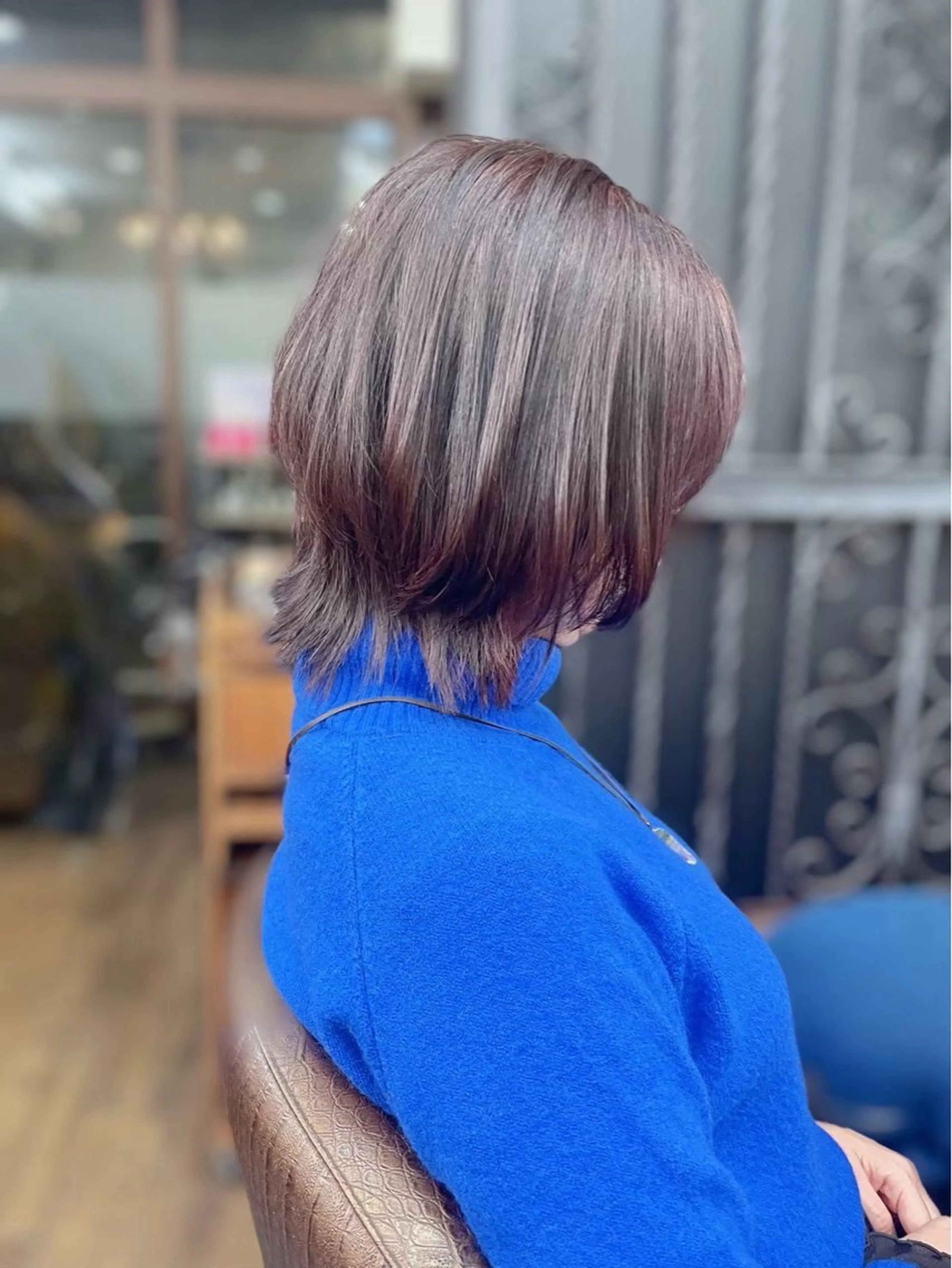 ショート カラー ヒナ/レイヤーカット 艶感ワンカラーのヘアスタイル