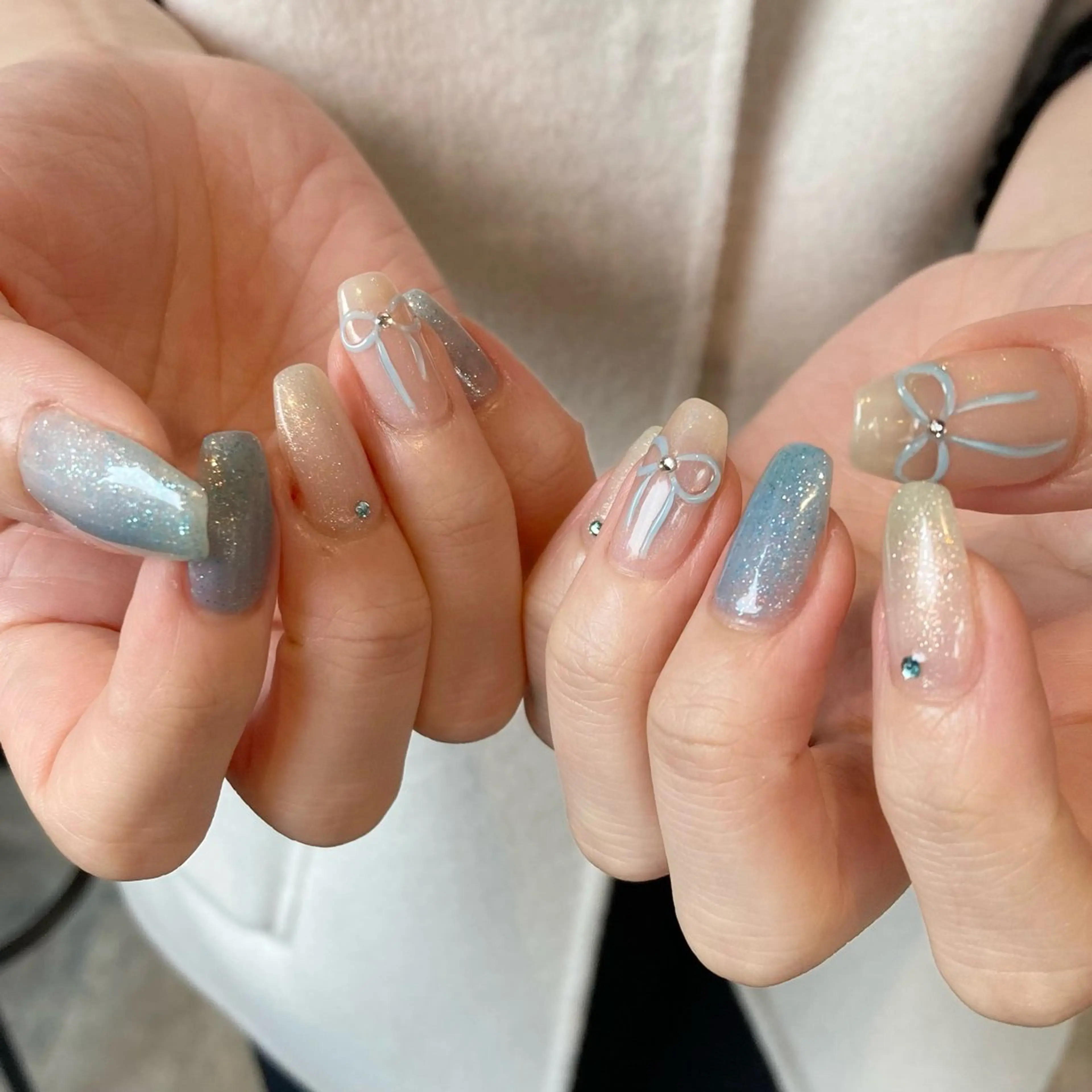 ネイル ミラーネイル ハンドネイル shio ♡ 24日空きありのネイルデザイン