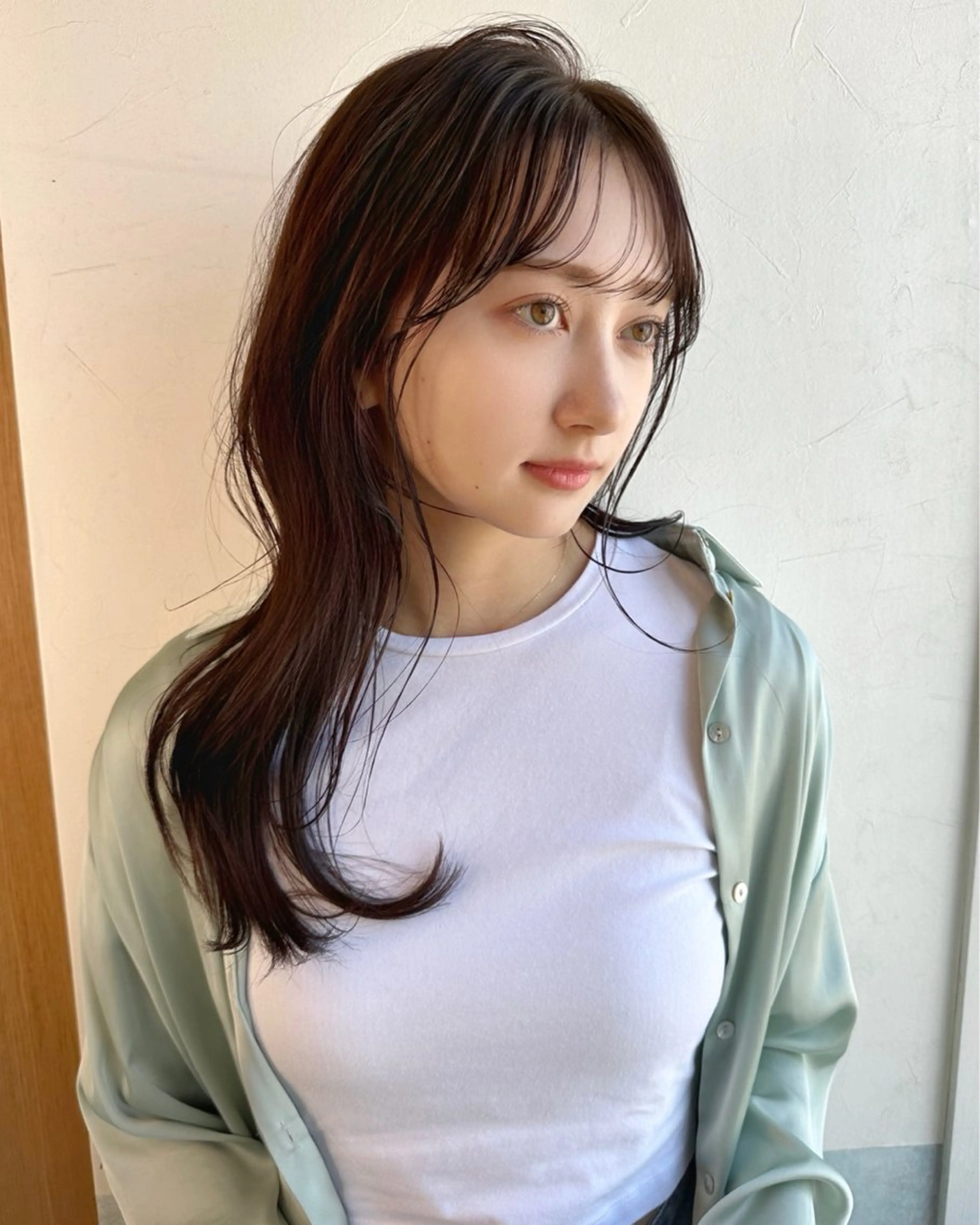 セミロング カット 縮毛矯正 トリートメント La Bonheur hair reve 池袋西口所属・コテ巻き風パーマ /志村大成のヘアスタイル