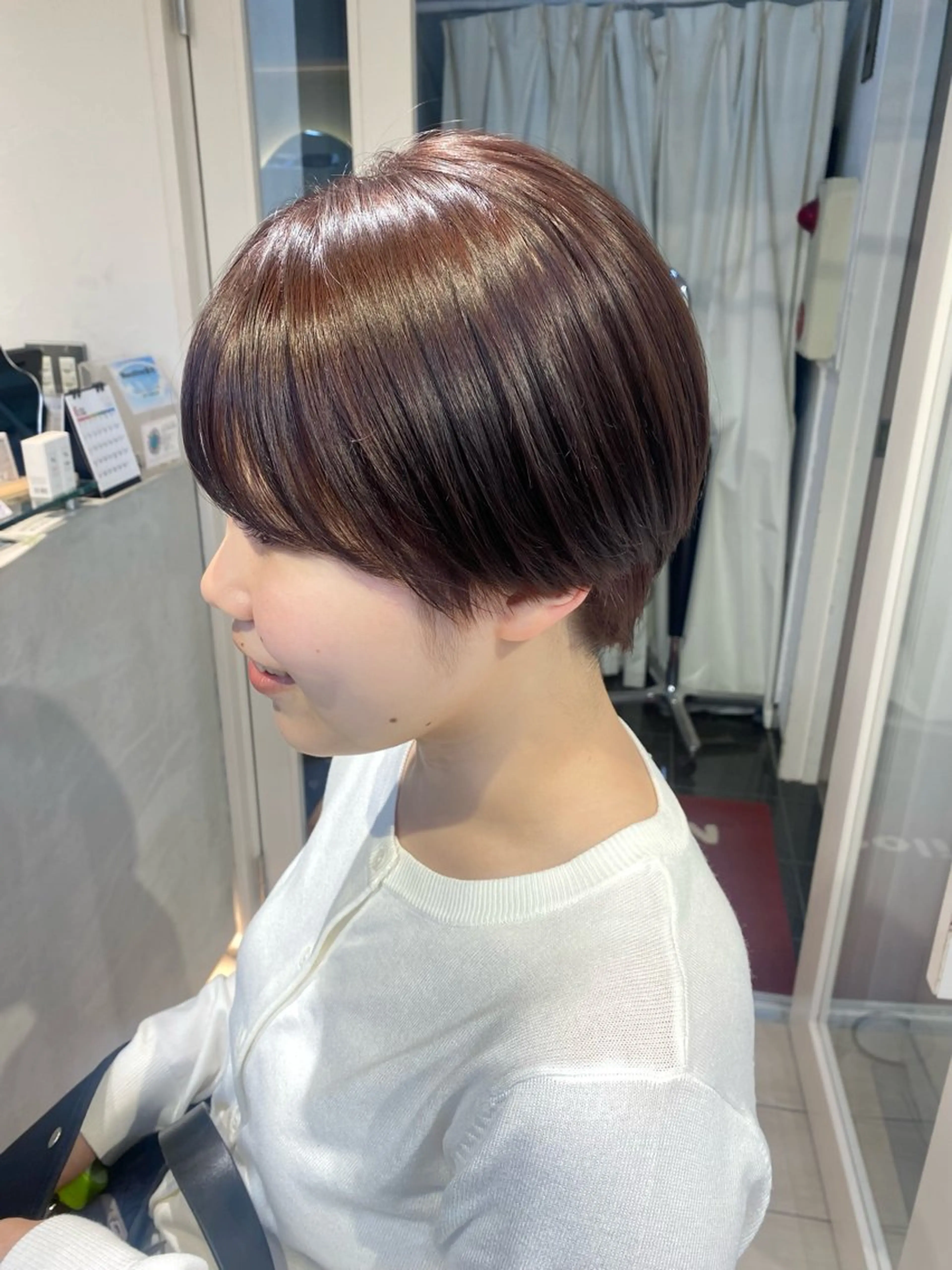 ショート カラー ベージュカラー ピンクカラー ピンクベージュ Aya　ブリーチなし 🌱　ダブルカラーのヘアスタイル