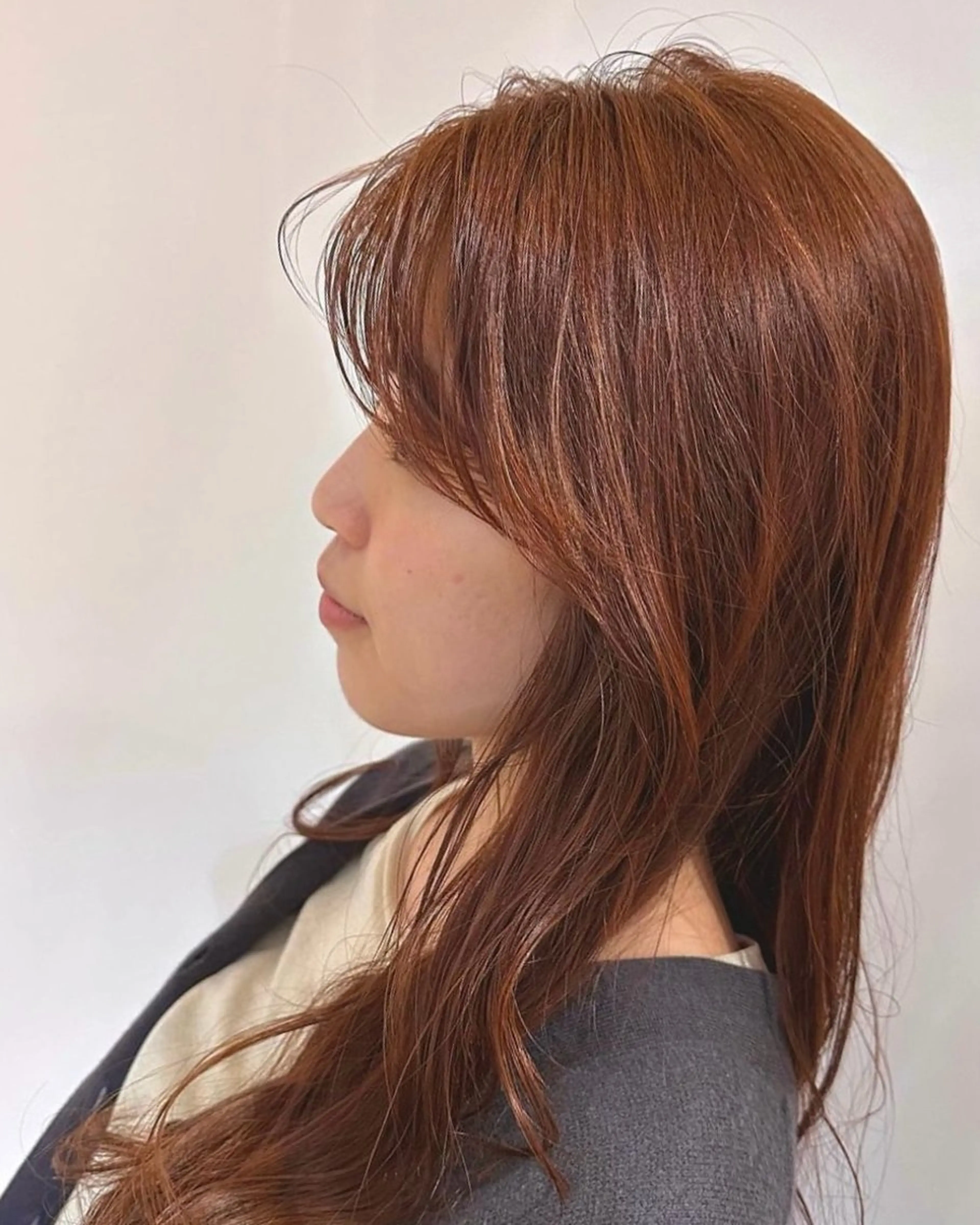 セミロング カット ヘアカラー 大人ヘア縮毛矯正 💛mai💛のヘアスタイル