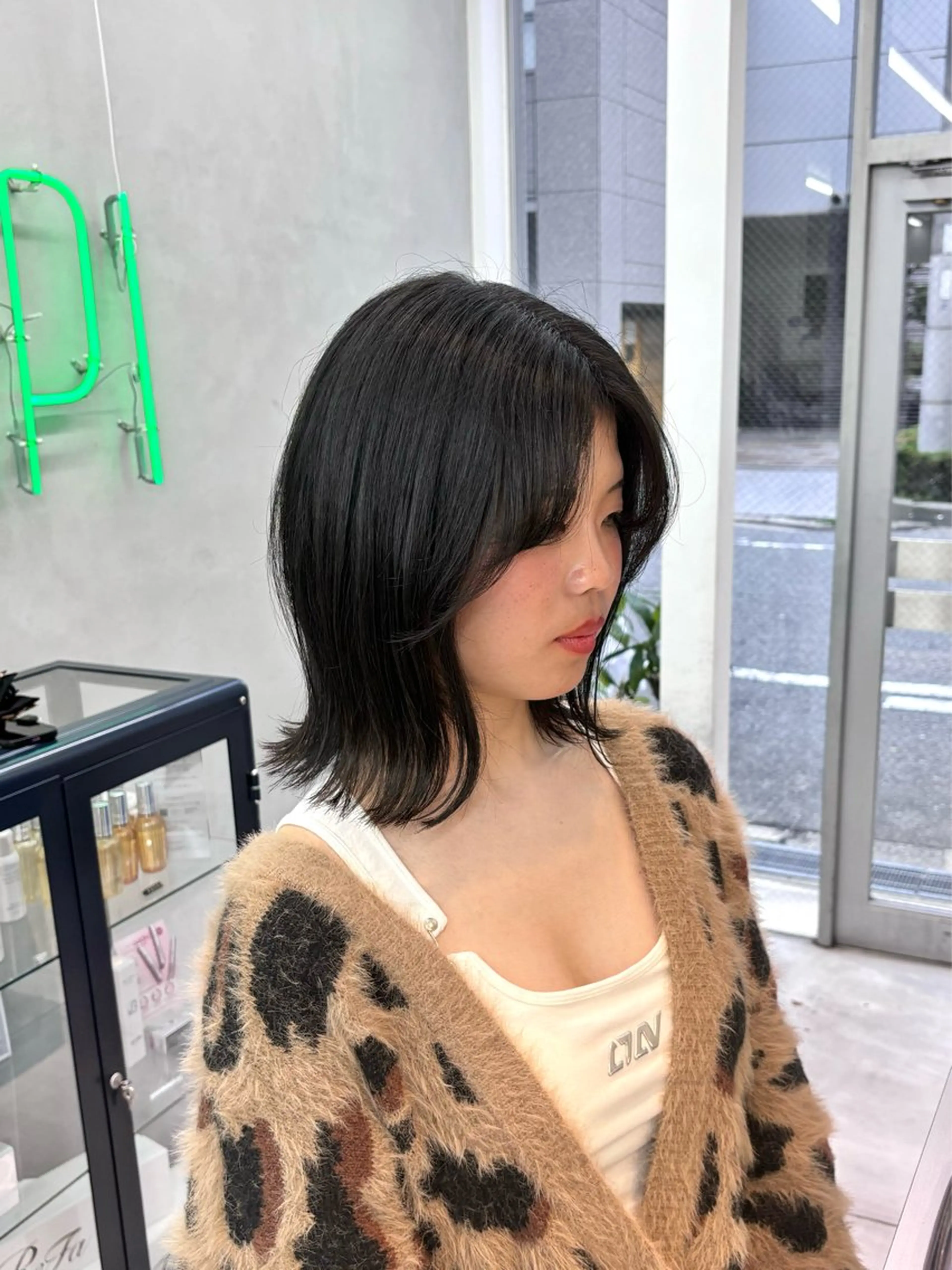 ミディアム カット トリートメント 【梅田】ハッシュ /デザインカラーのヘアスタイル