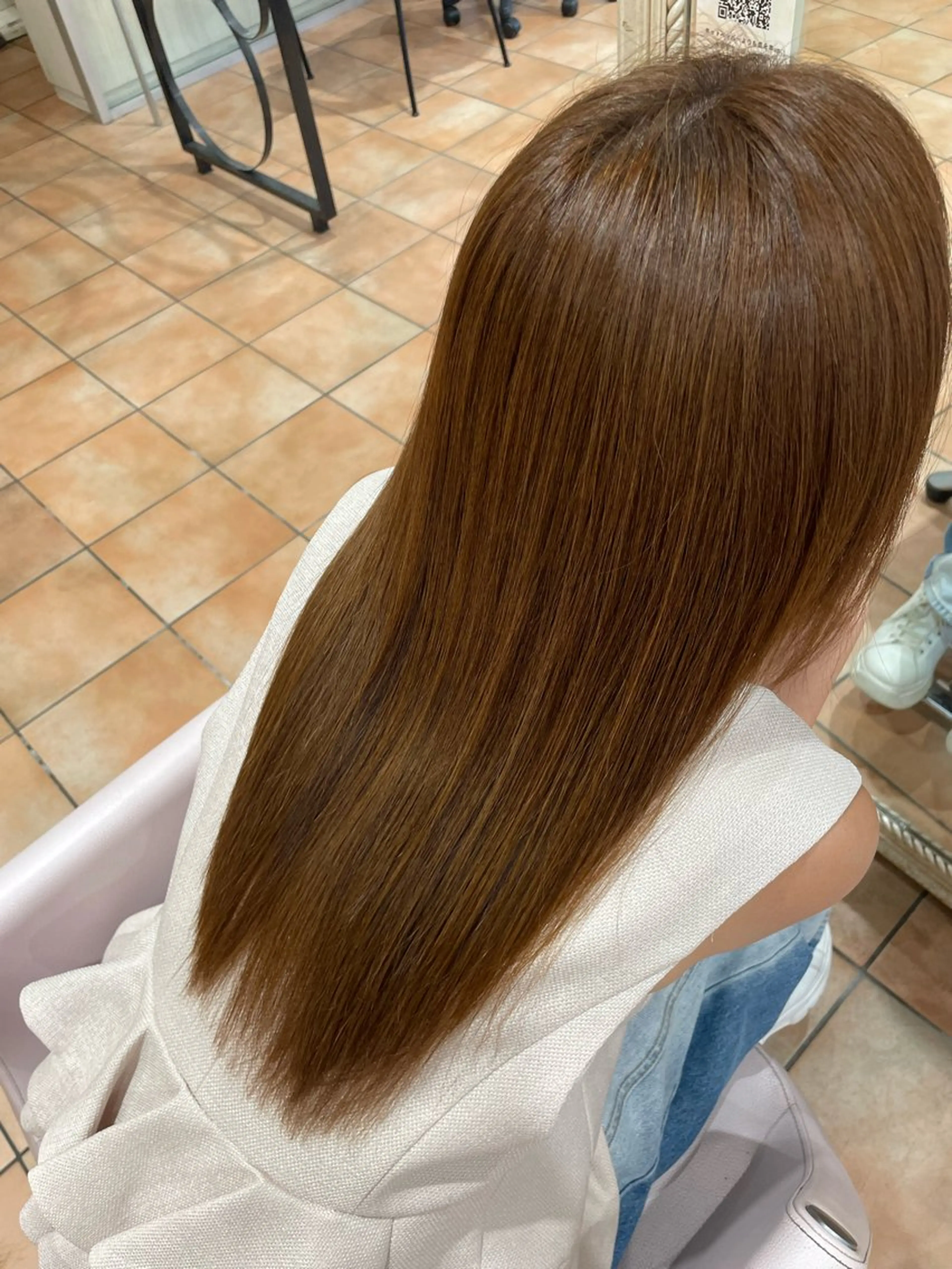 ロング カラー めぞんどぼーて REINAのヘアスタイル