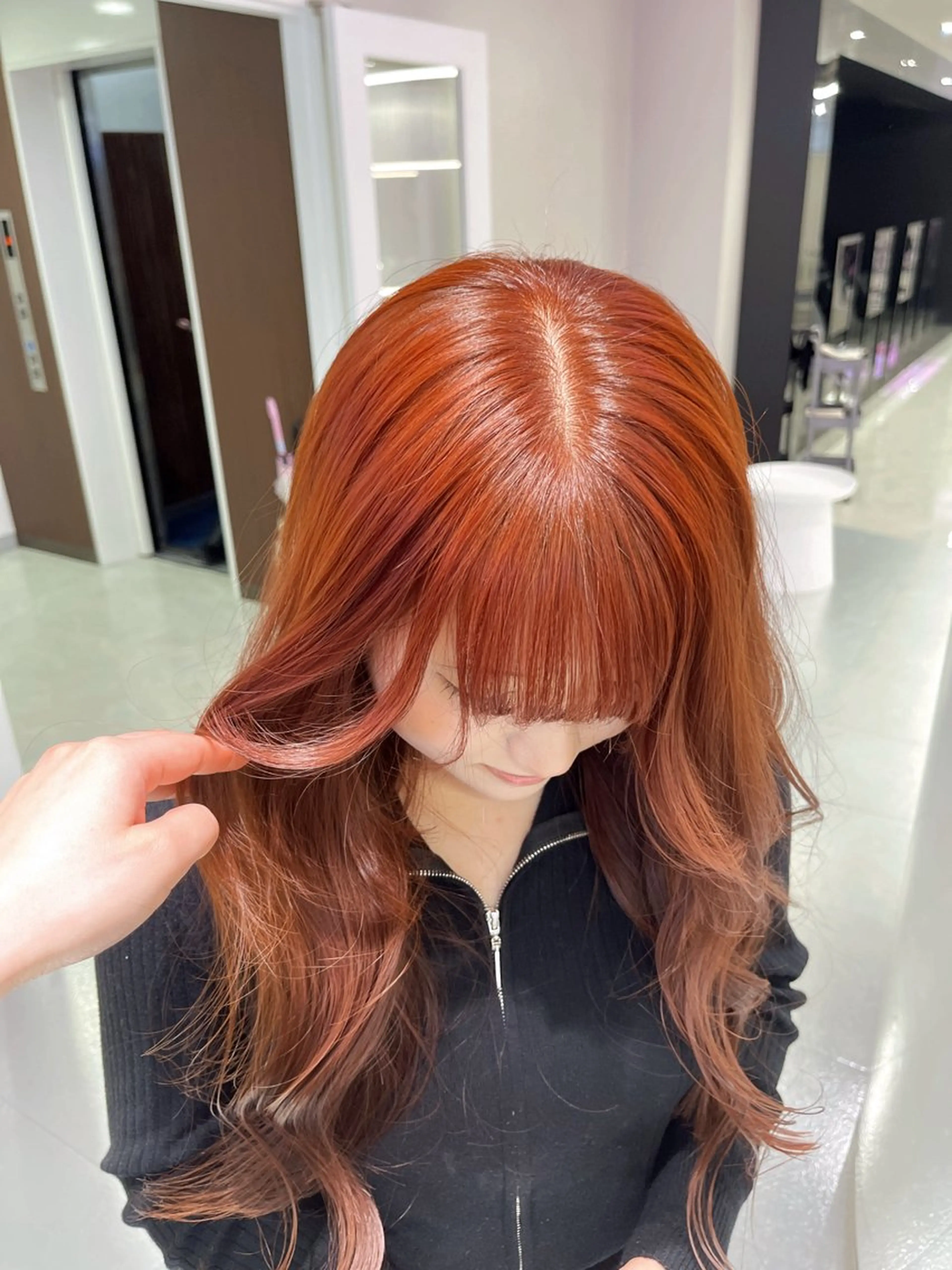 カラー ベージュカラー オレンジ オレンジベージュ MEI / ブリーチカラー/名駅のヘアスタイル