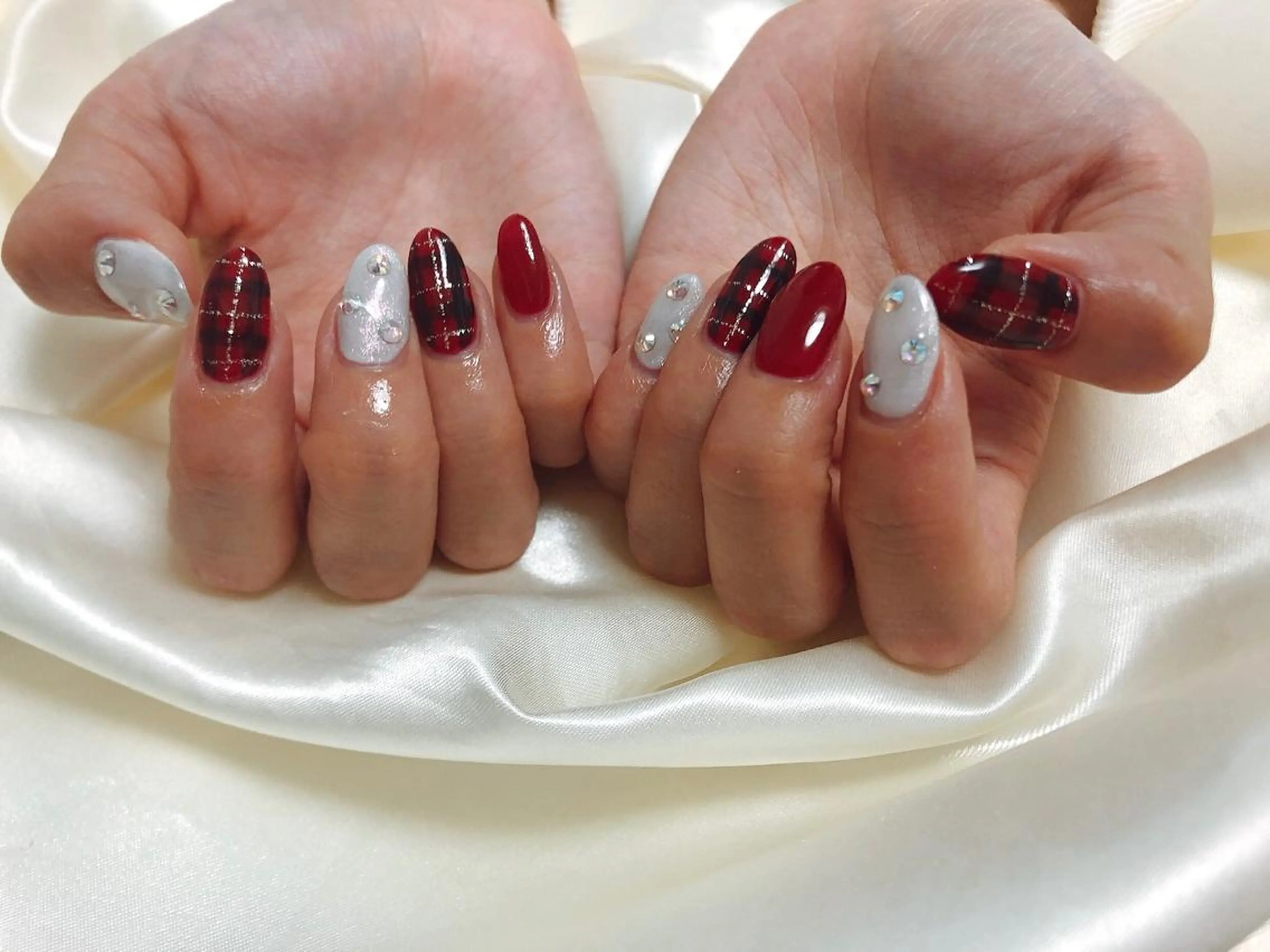 ネイル 冬ネイル クリスマス kiki nail &brow二子玉川の眉毛・アイブロウイメージ