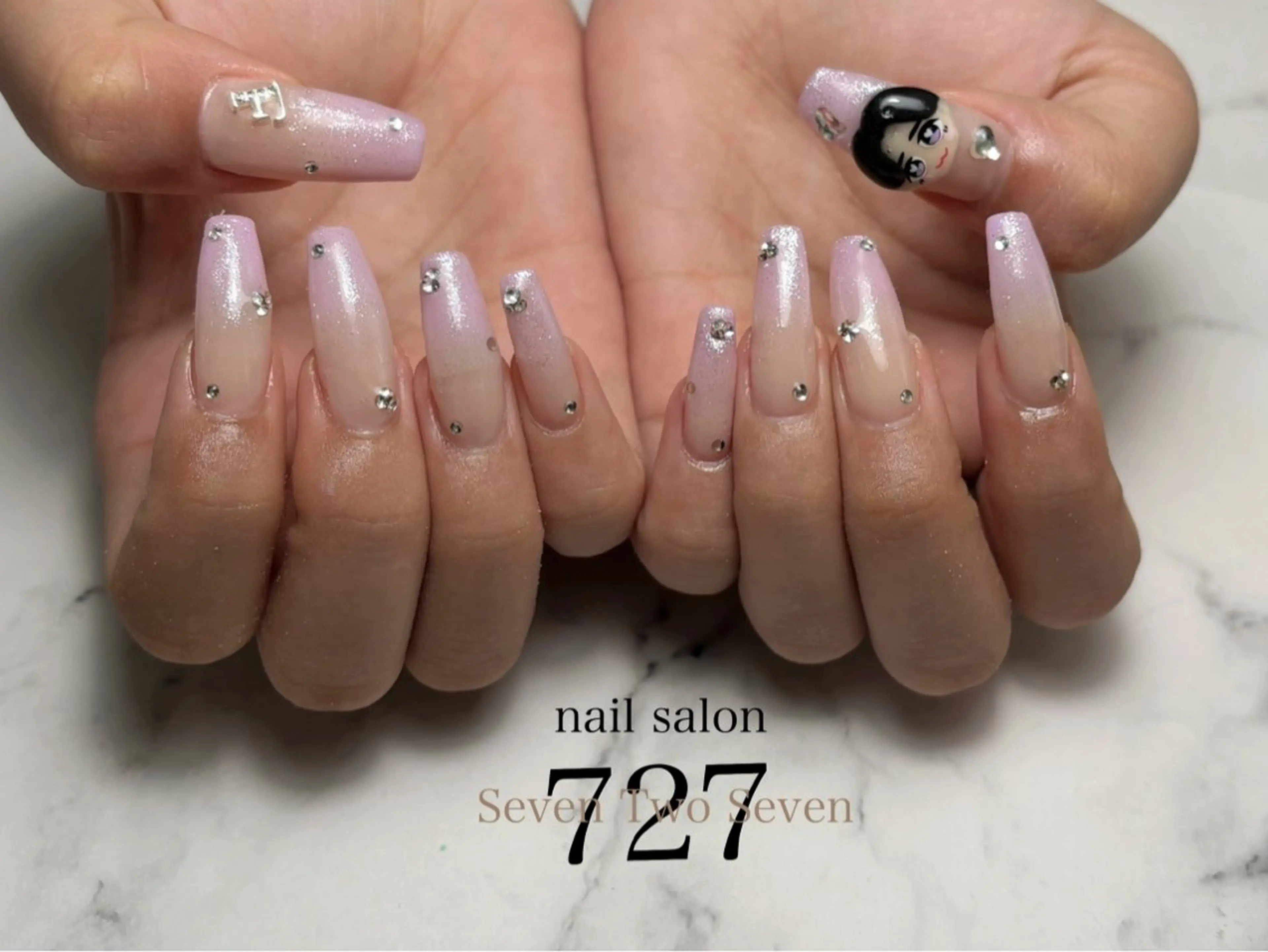 ネイル ハンドネイル 727 nailのネイルデザイン