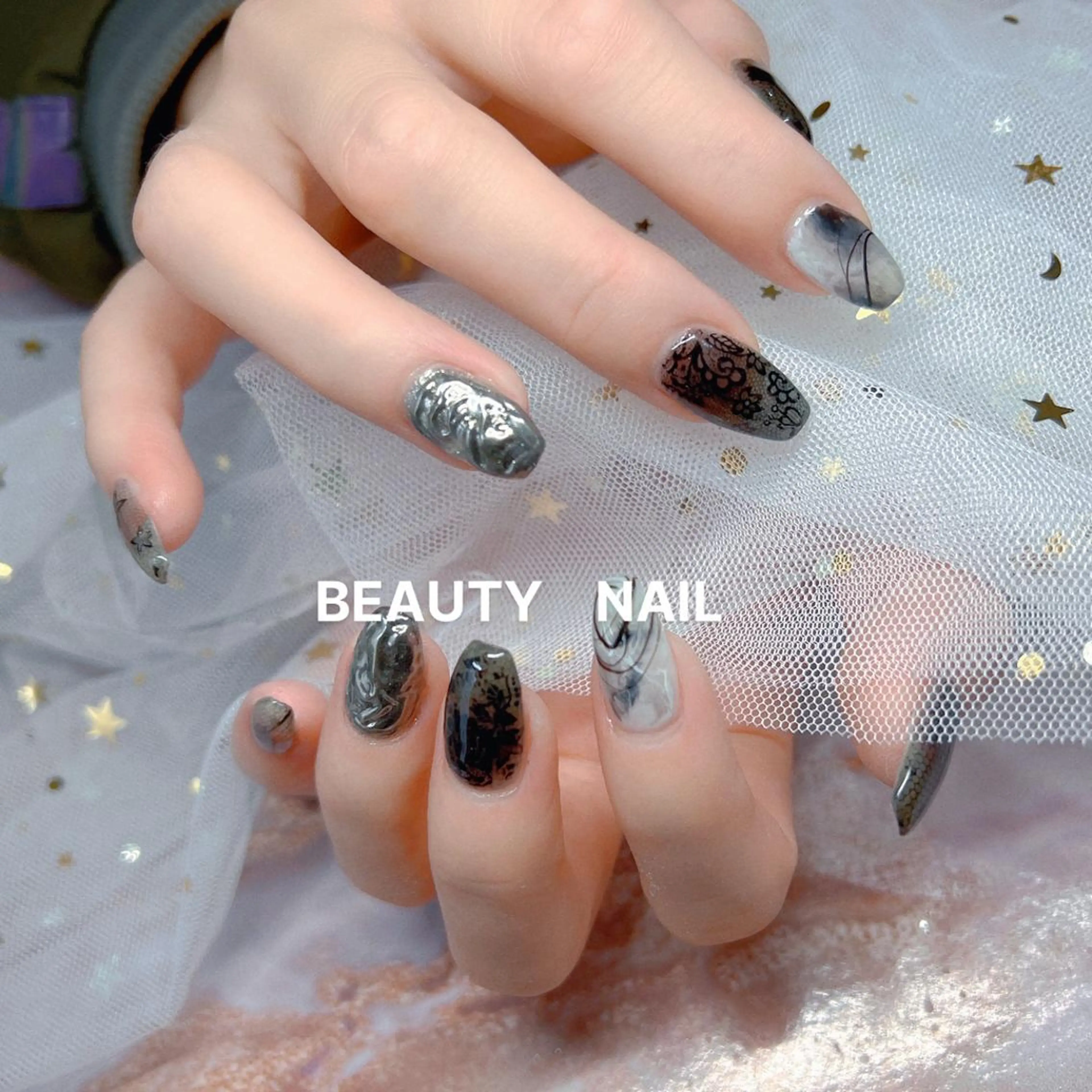 ネイル Moonstone Salon所属・Moonstone Salonのネイルデザイン