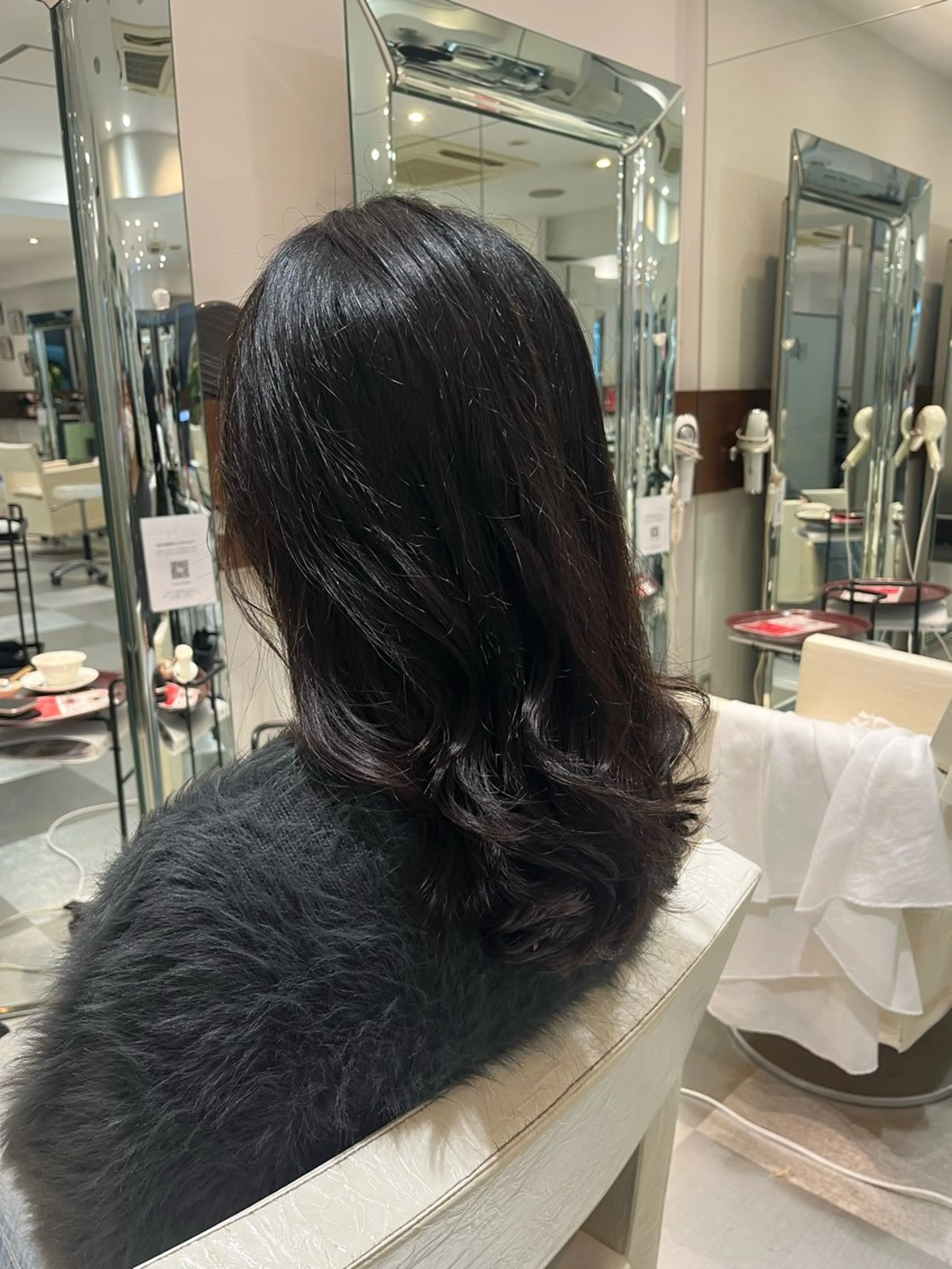 ロング パーマ カット パーマ トリートメント コテ巻き風パーマ 藤澤　知彌のヘアスタイル