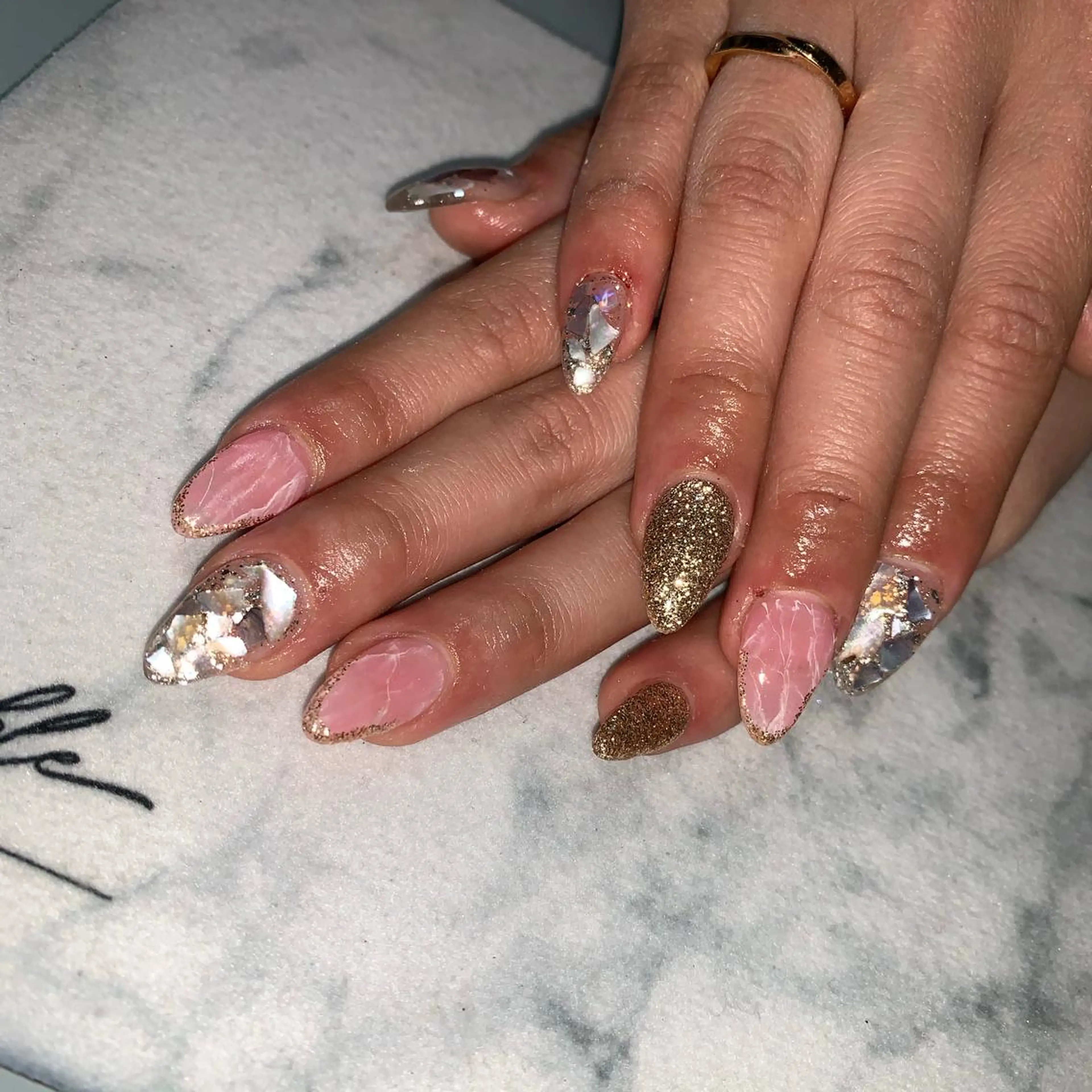 ネイル ラメ(グリッター) 🌙🫧CHARME (RUKA)🦋🫧のネイルデザイン