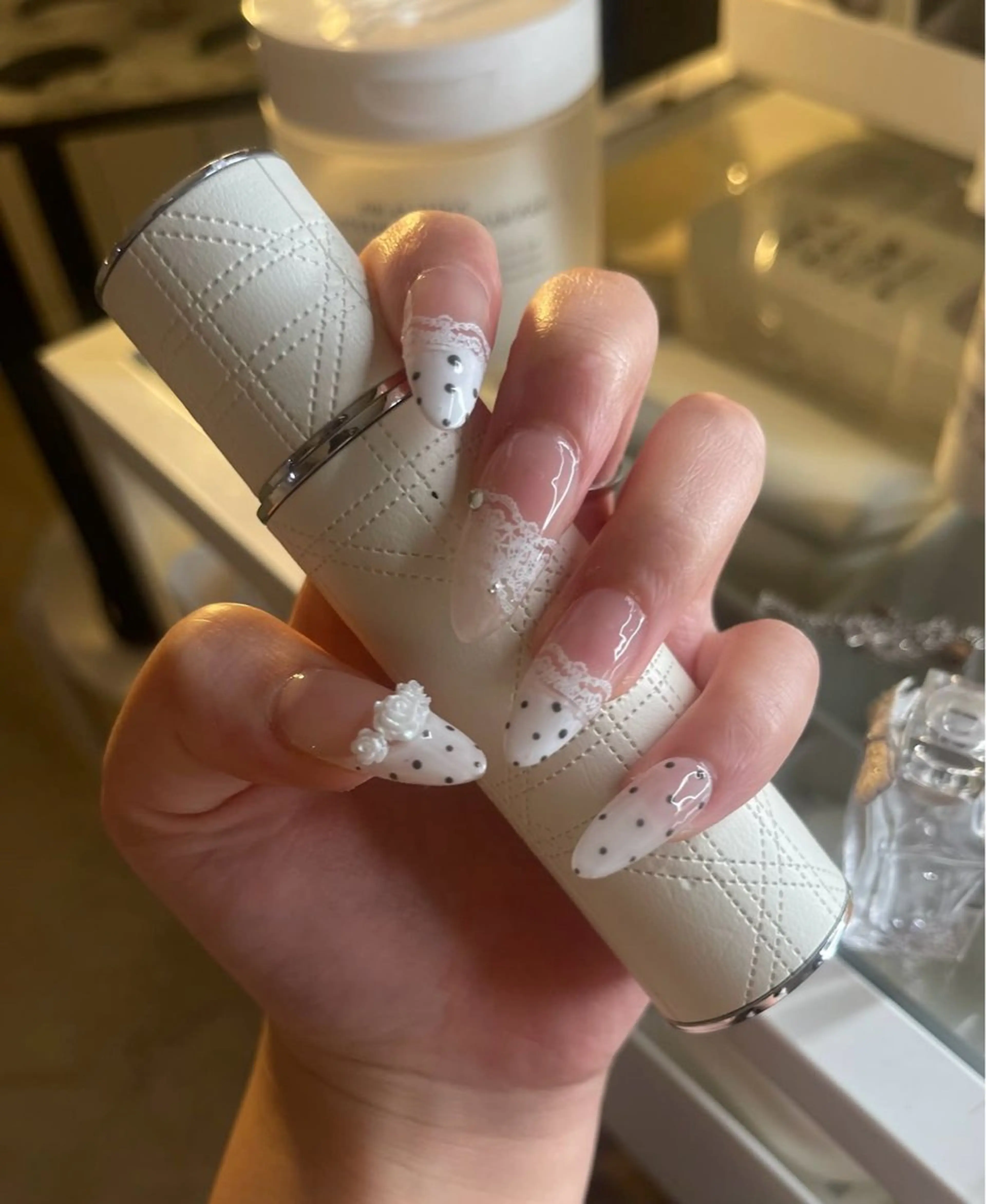ネイル フレンチネイル キラキラネイル 韓国ネイル シンプルネイル ワンホンネイル ハンドネイル MEI Nailのネイルデザイン