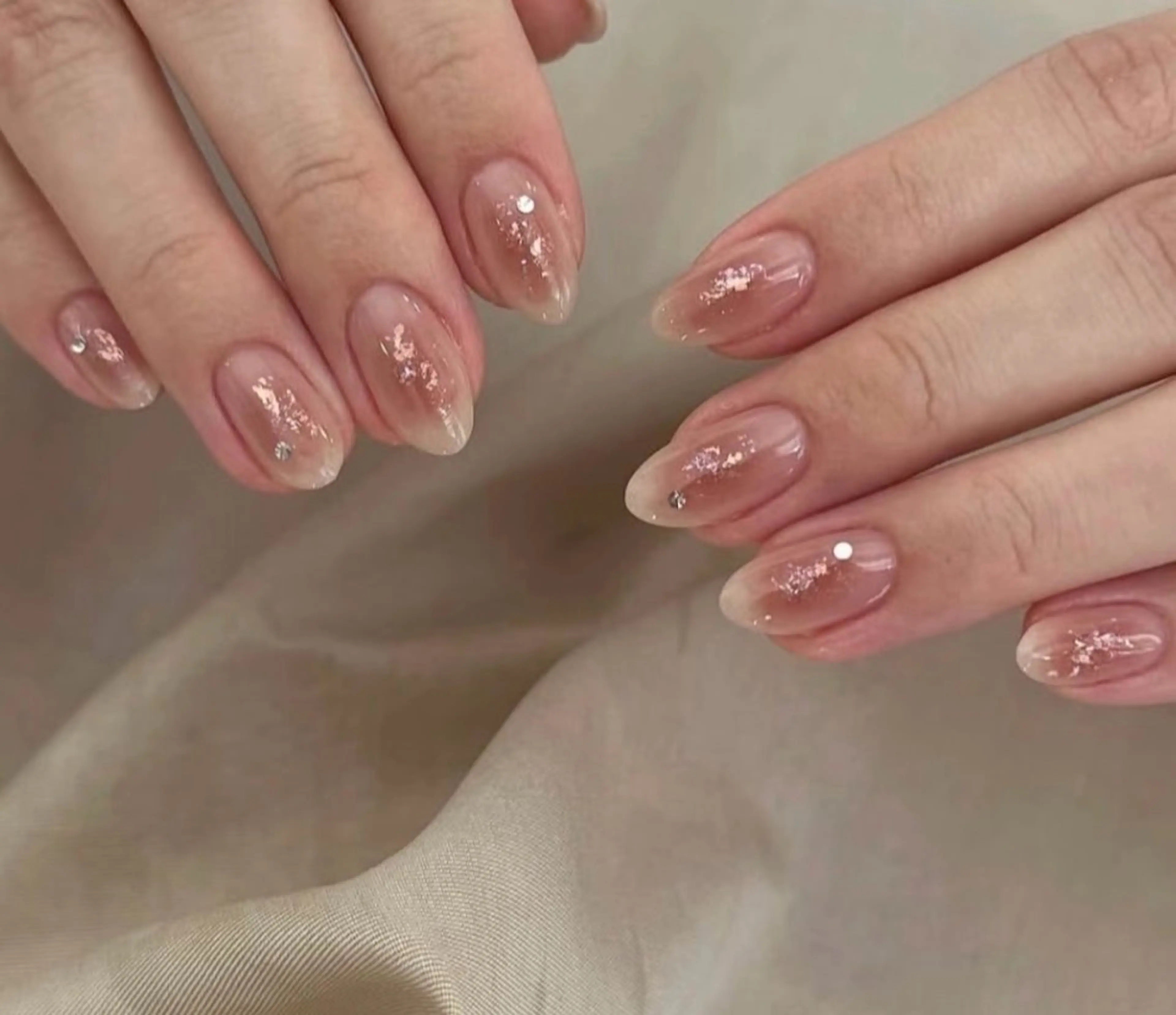 ネイル Raveil nail所属・宮本 凛のネイルデザイン
