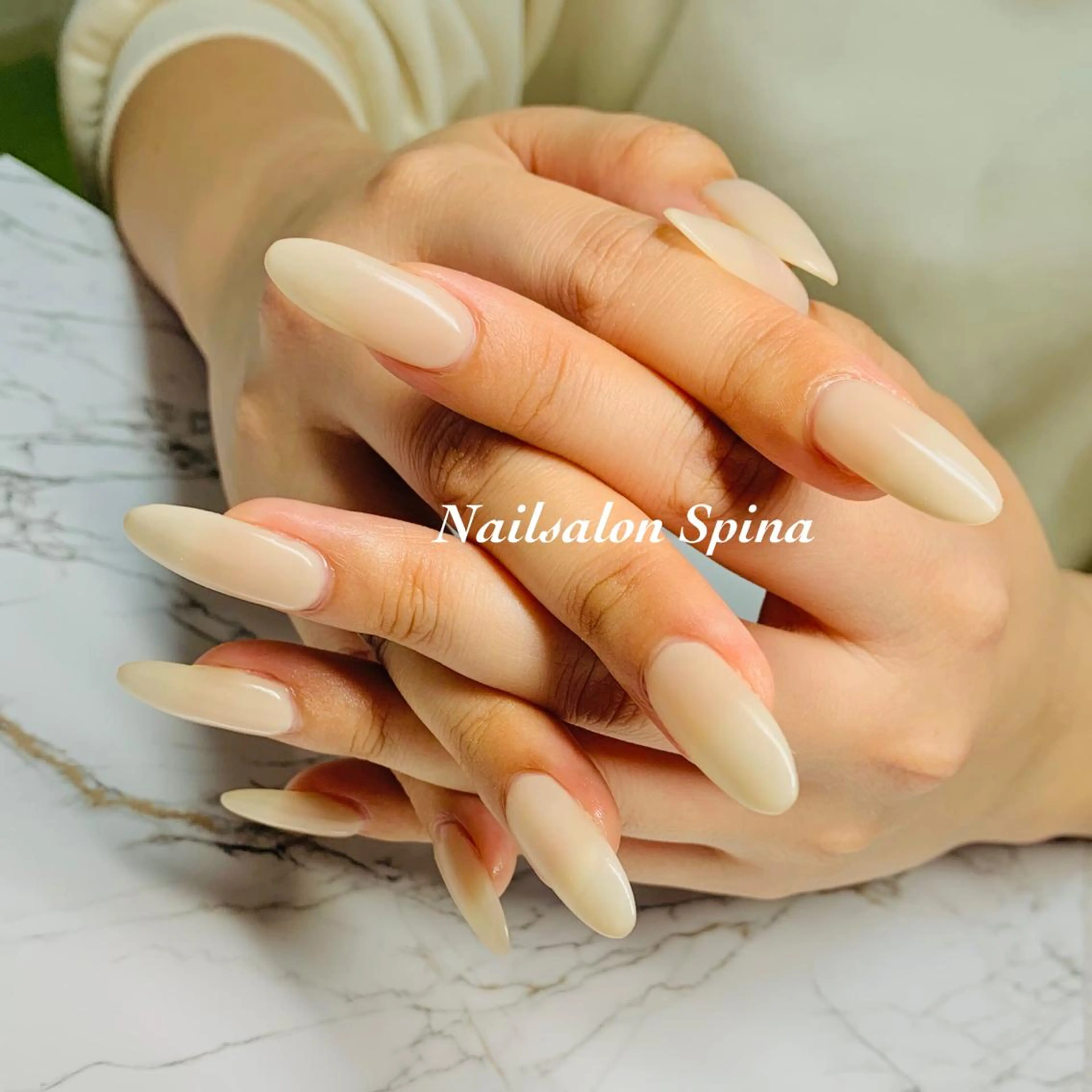 ネイル ジェルネイル ロングネイル パラジェル スカルプネイル シンプルネイル Nail&Eye Spina 琴美のマツエク・マツパデザイン
