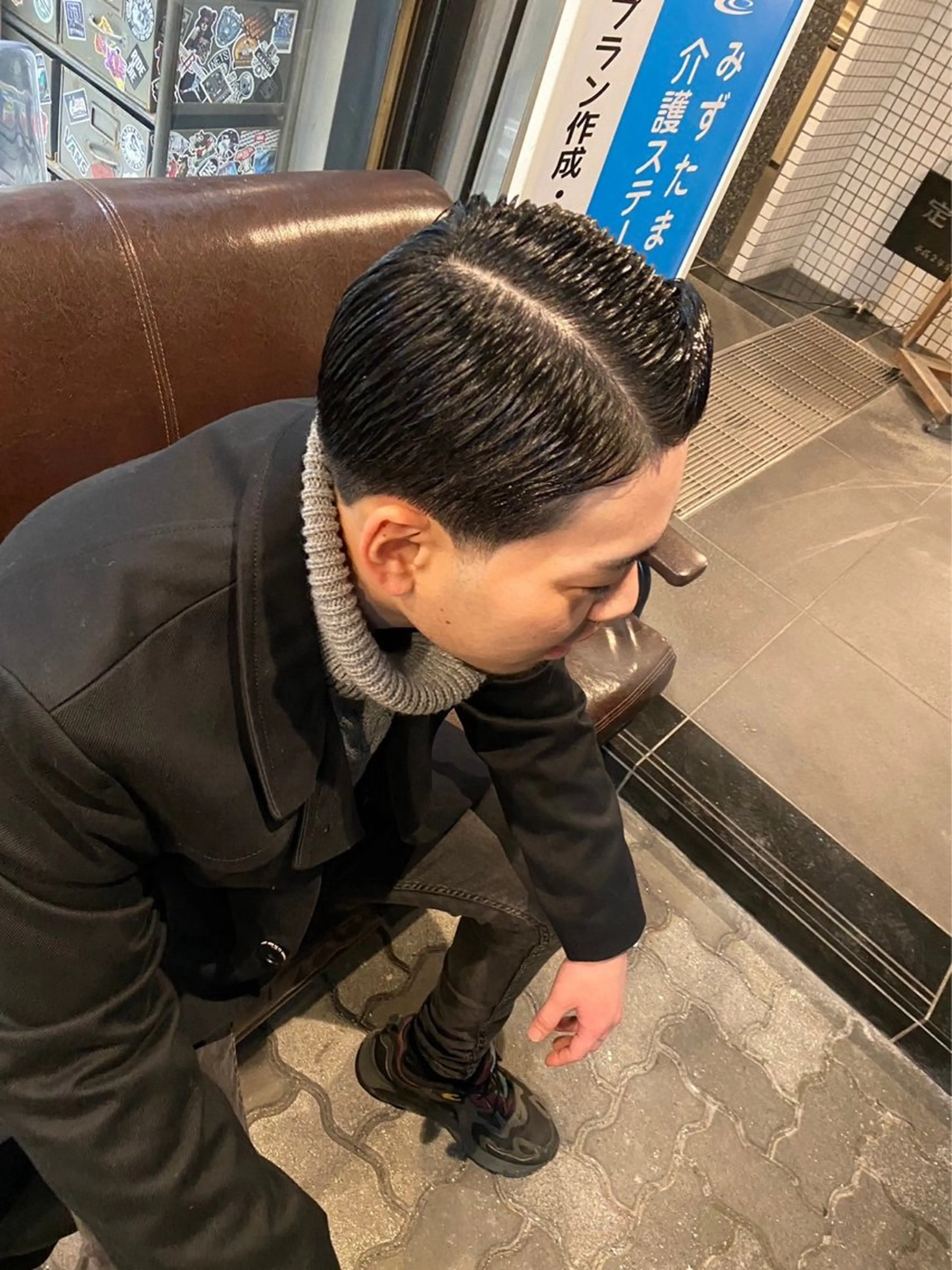 ショート ⚡メンズパーマフ ェードカットTomyのヘアスタイル