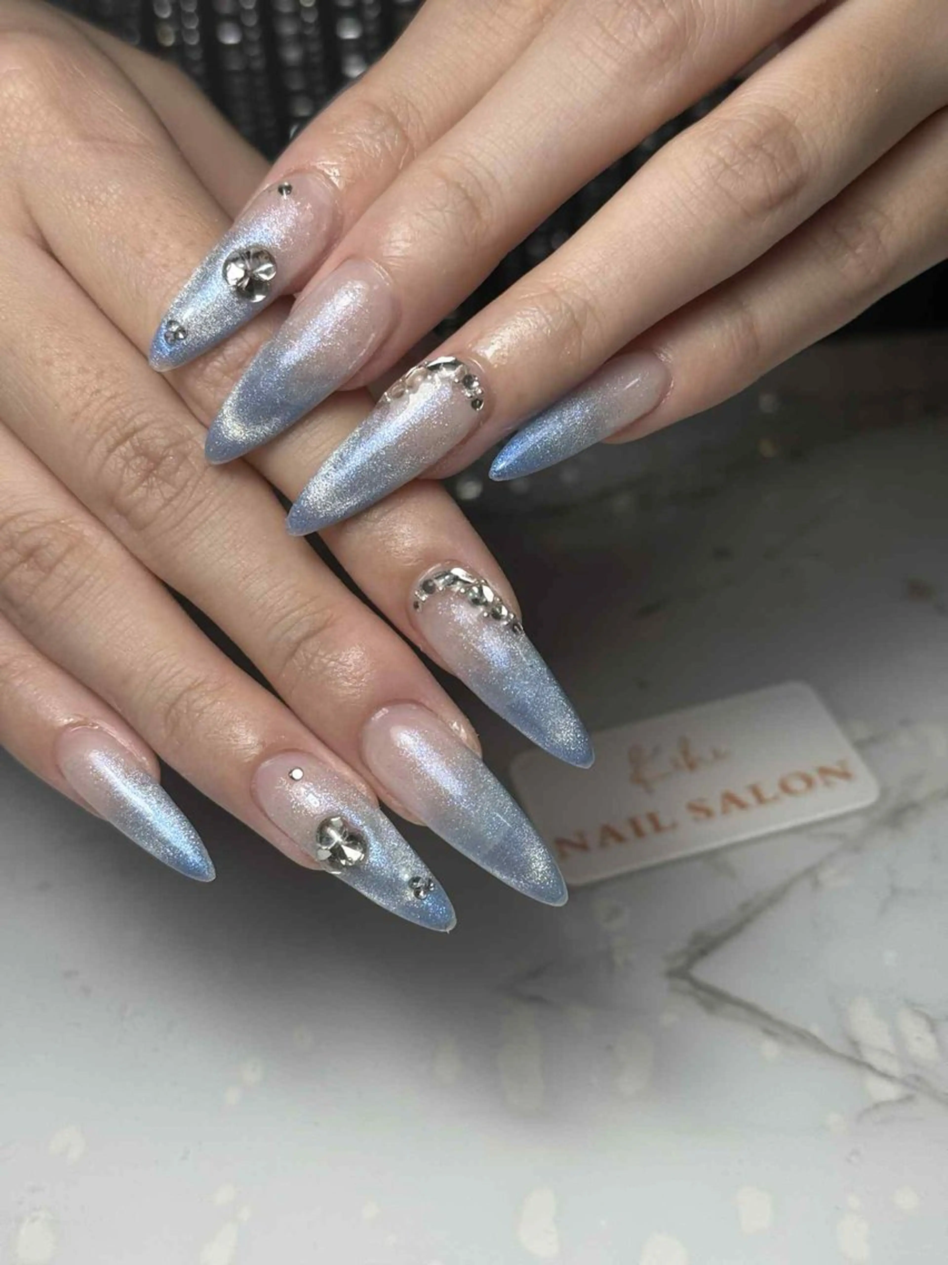 ネイル アートネイル フレンチネイル ジェルネイル グラデーション 韓国ネイル ハンドネイル 💕鈴木ユリ パラジェル/オフ無料のネイルデザイン