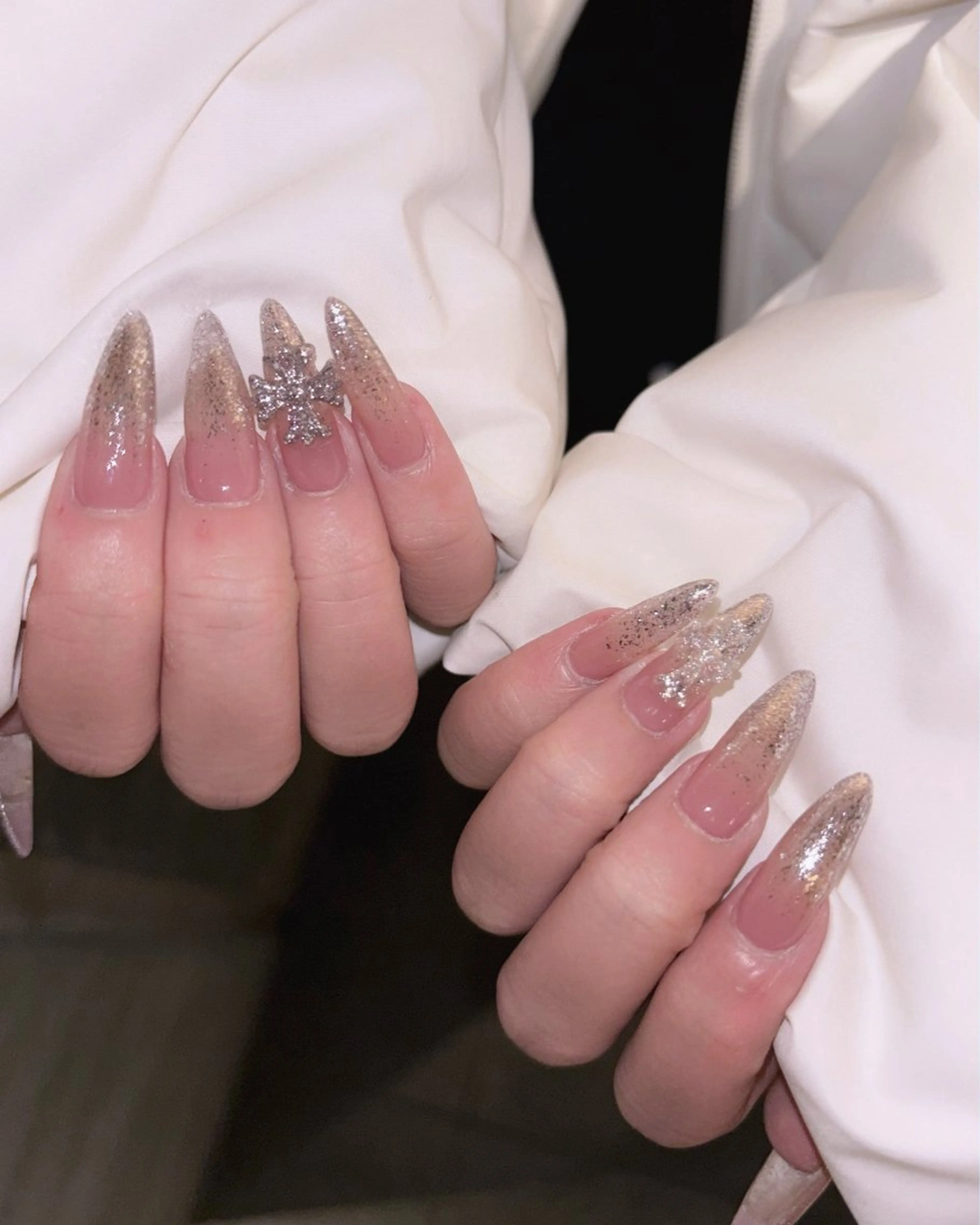 ネイル ハンドネイル ToliyDeliy akemiのネイルデザイン