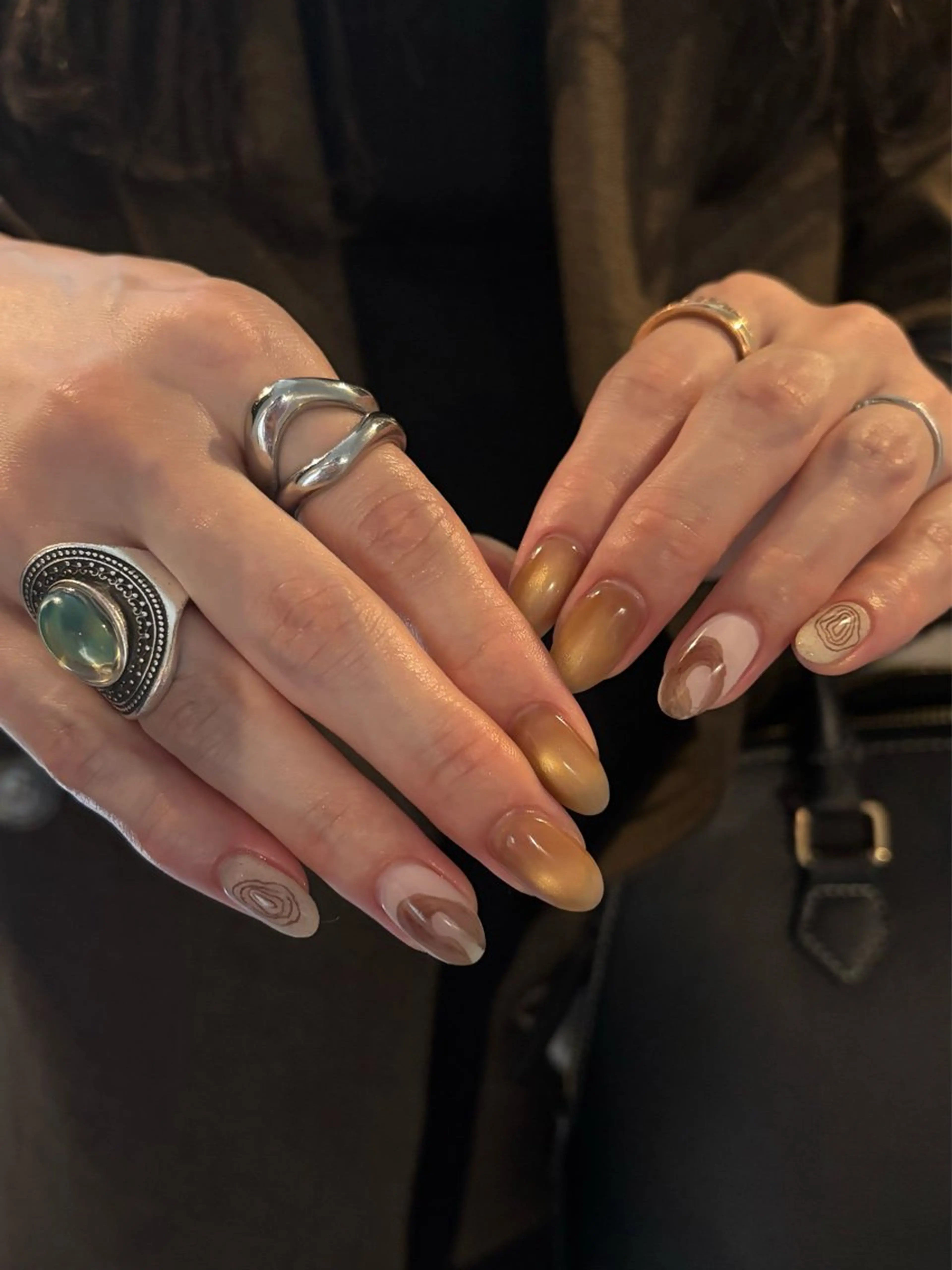 ネイル Manon Tomiのネイルデザイン