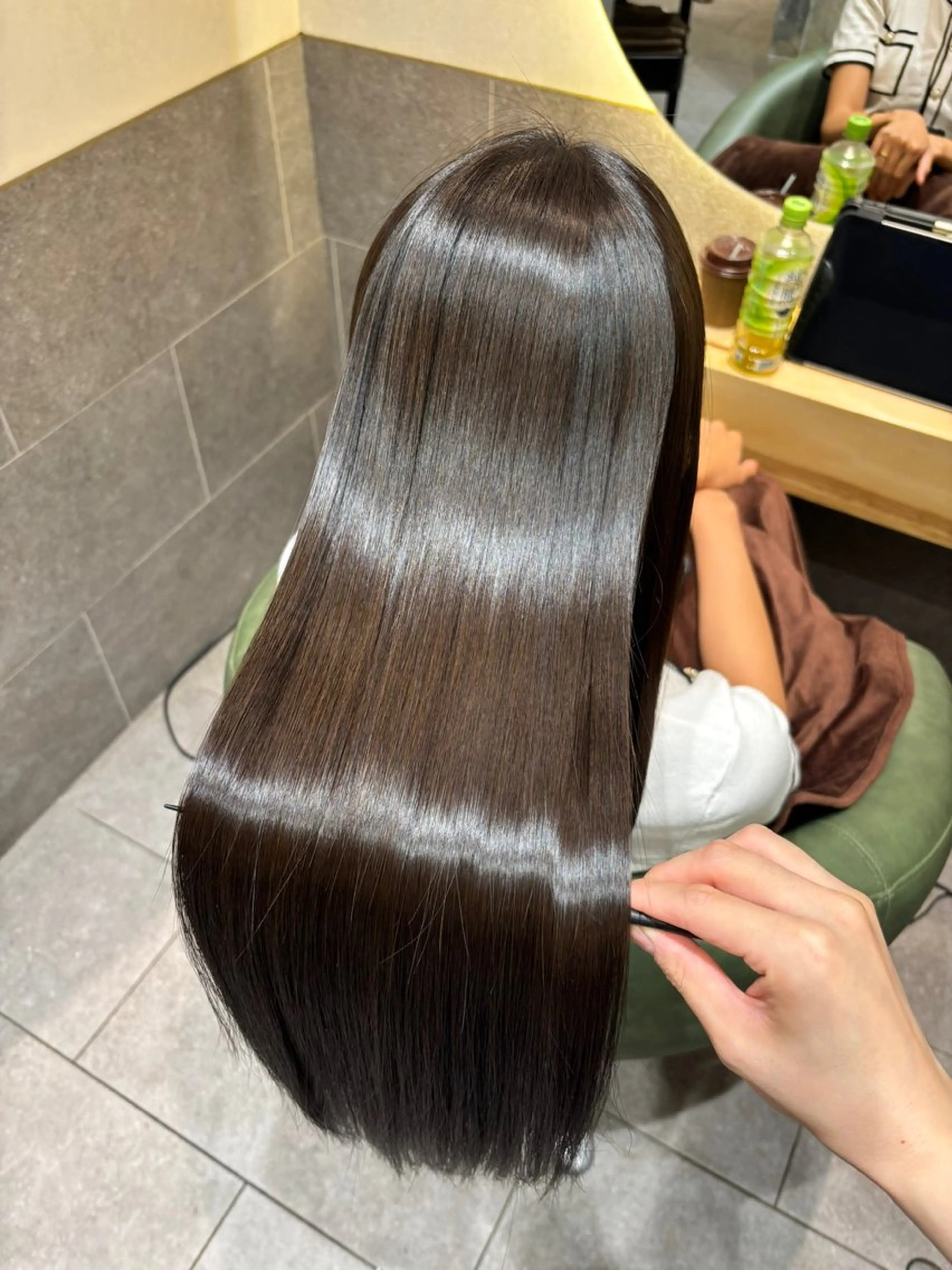 ロング 縮毛矯正 トリートメント 清水 理愛のヘアスタイル