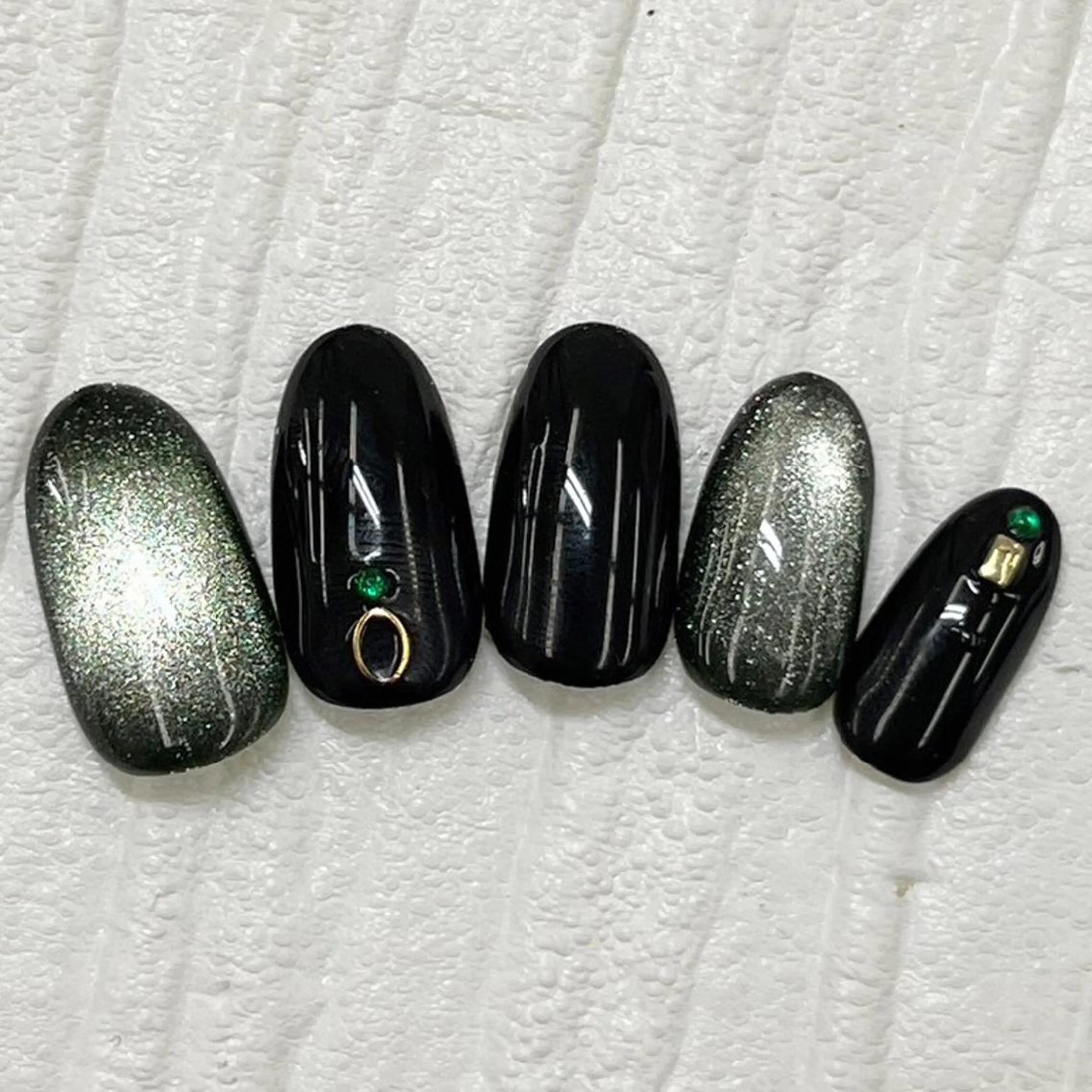 ネイル Nail salon Honey Beeのネイルデザイン