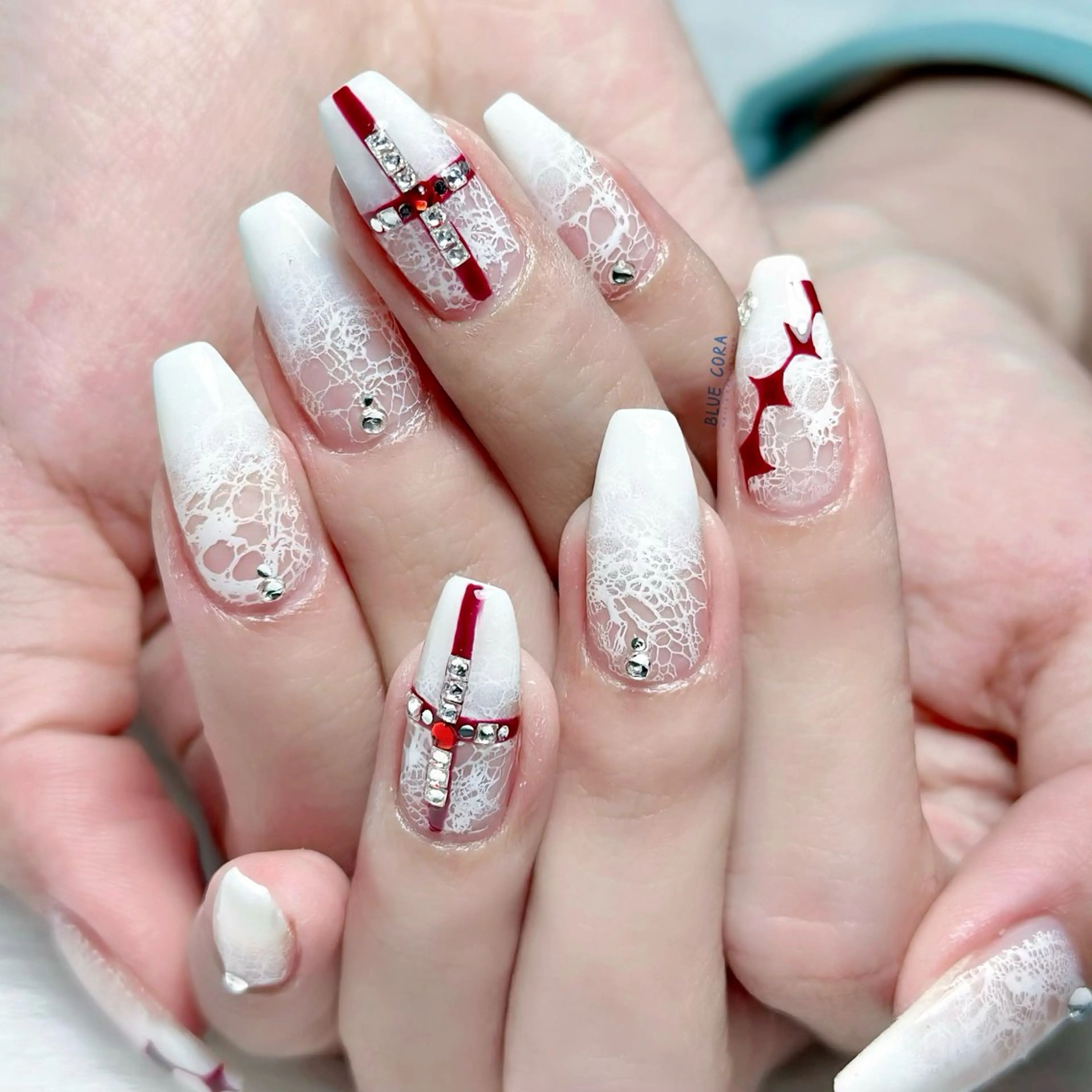 ネイル ハンドネイル ハンドケア BLUE CORA所属・BLUE CORAのネイルデザイン