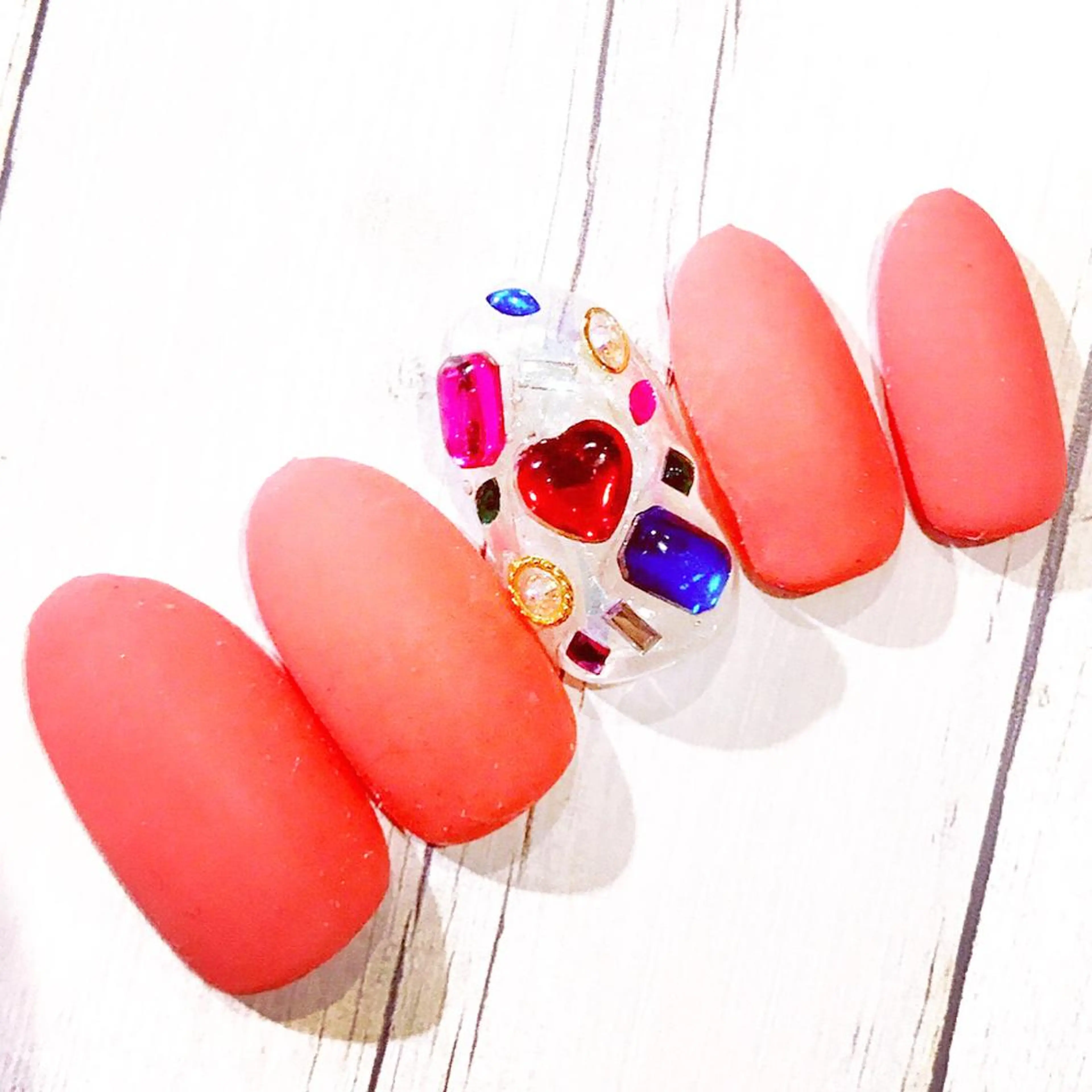 ネイル amour 川崎店のネイルデザイン